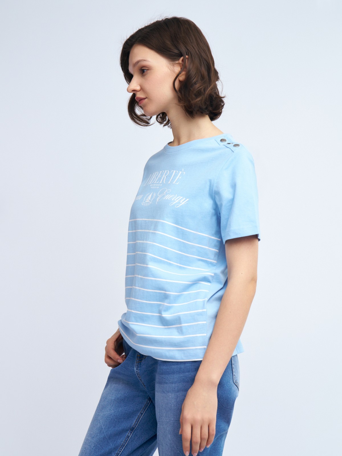 Футболка из хлопка в полоску с металлическим декором