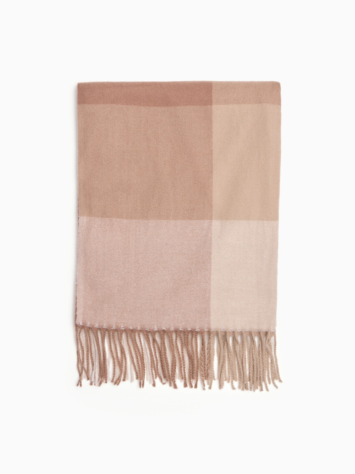 Тканевый шарф в клетку с бахромой 899₽