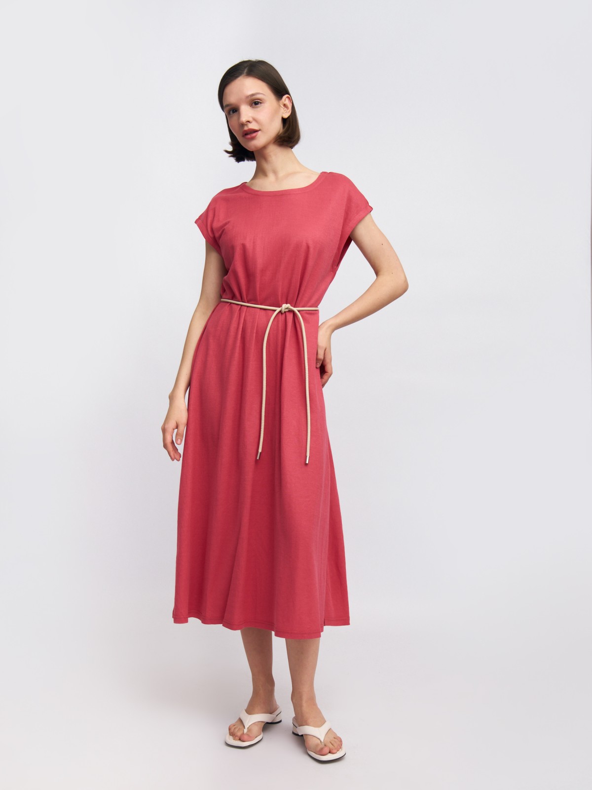 Платье миди без рукавов с поясом