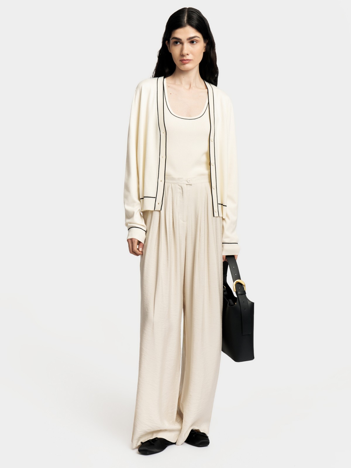 Трикотажный кардиган на пуговицах