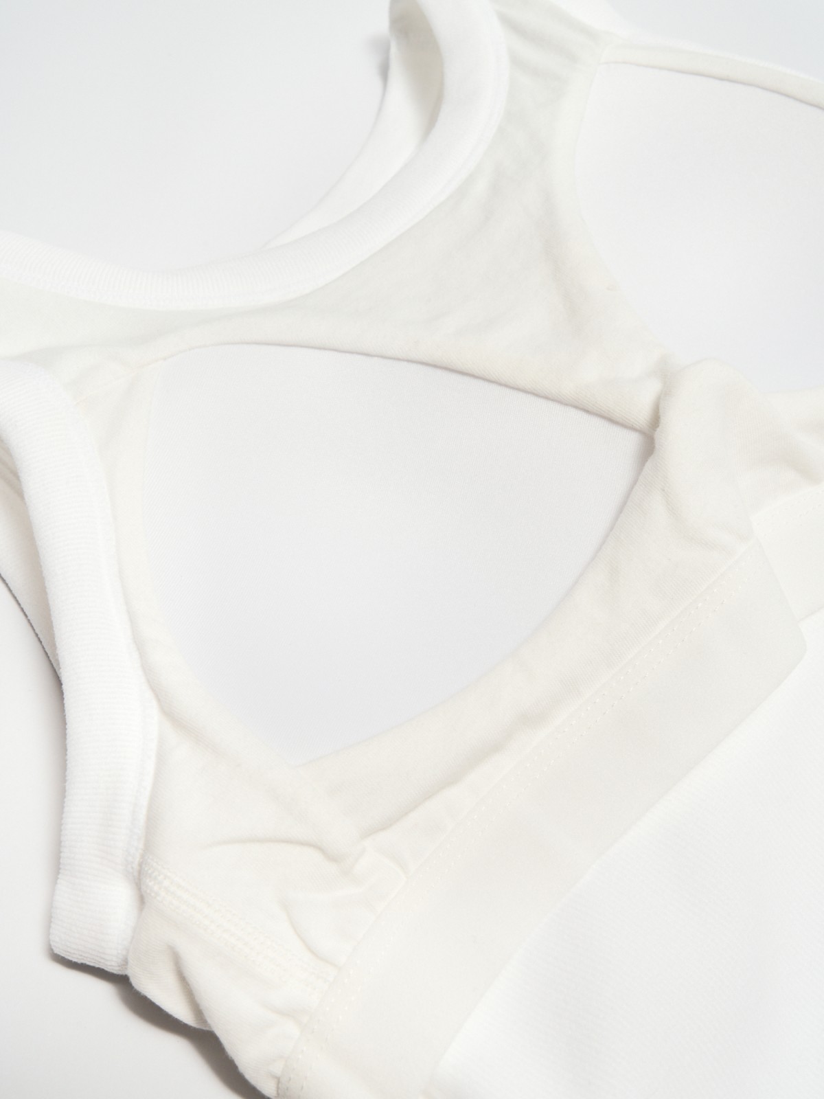 Бельевая майка-топ с чашками