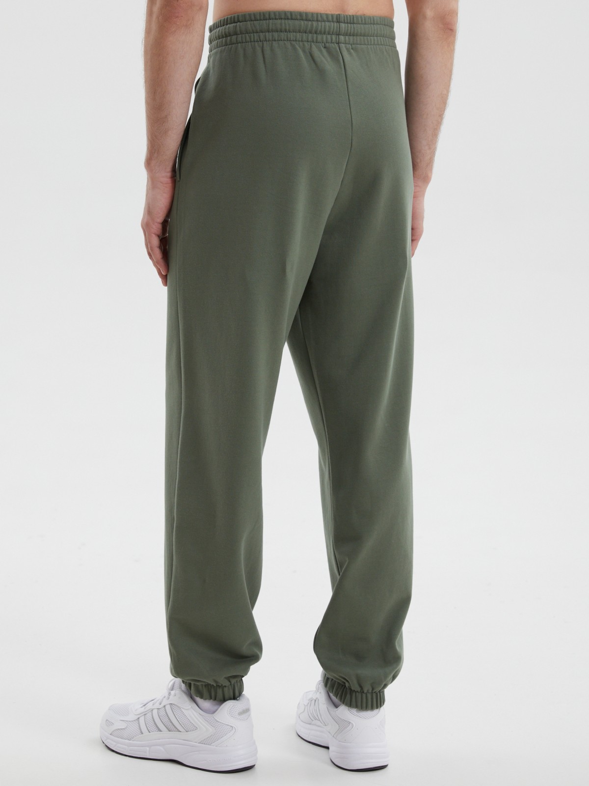 Утеплённые брюки-джоггеры из хлопка с начёсом