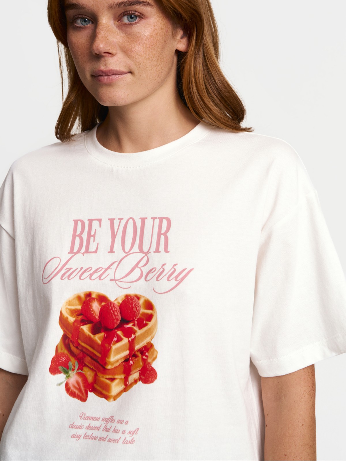 Трикотажная футболка из хлопка с принтом