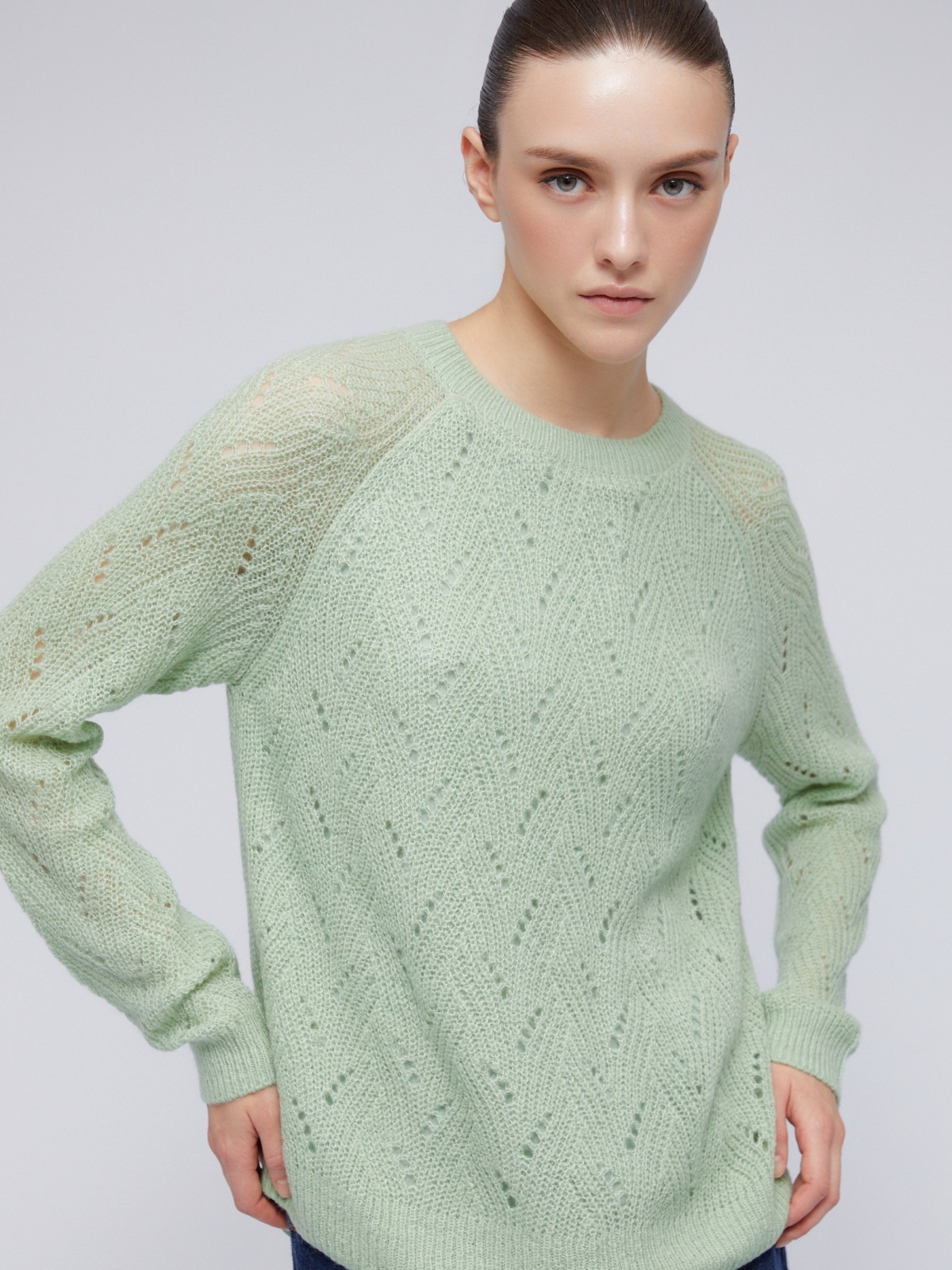 Комбинированный ажурный джемпер с рукавами-реглан