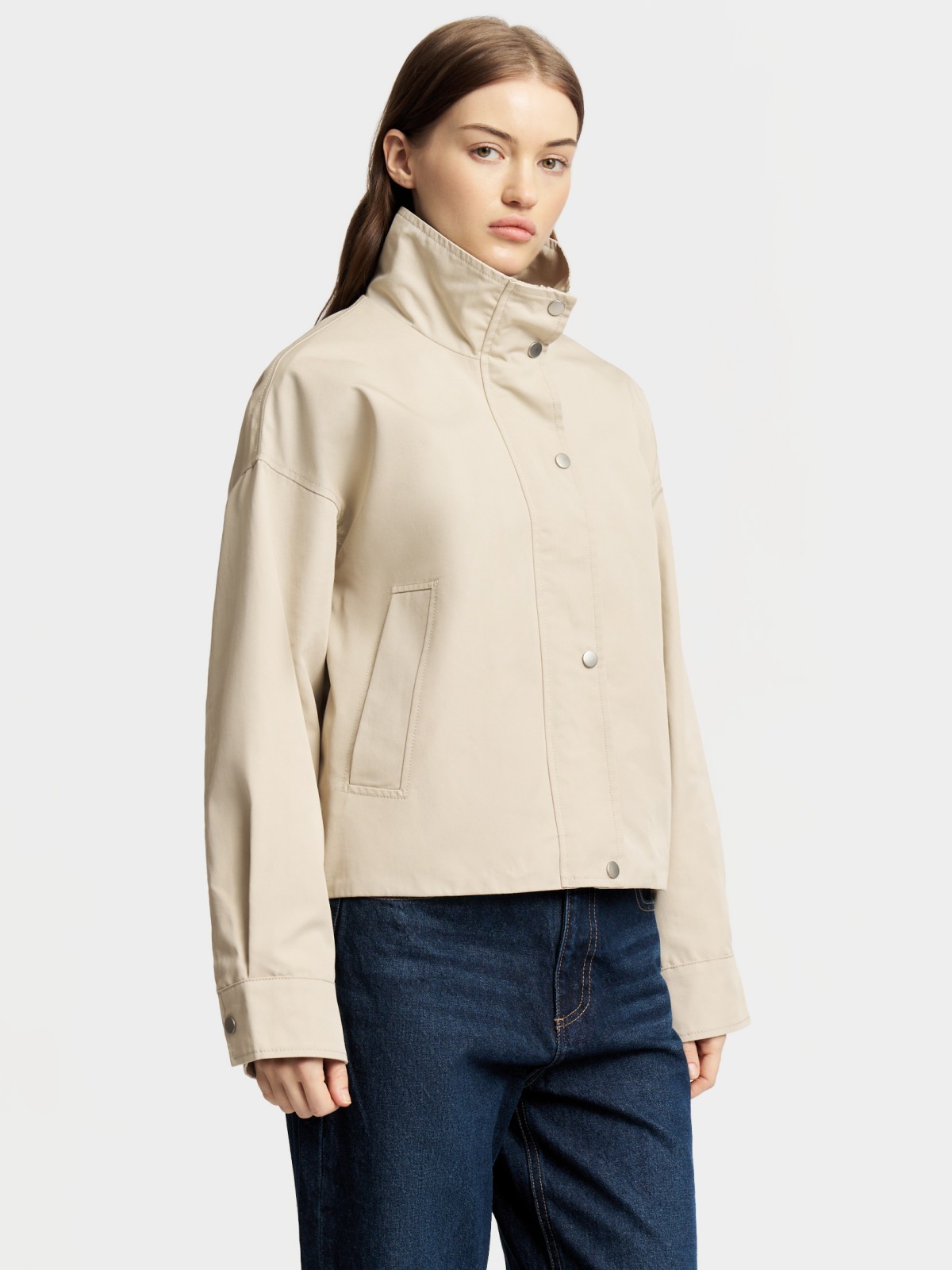 Куртка-ветровка с воротником