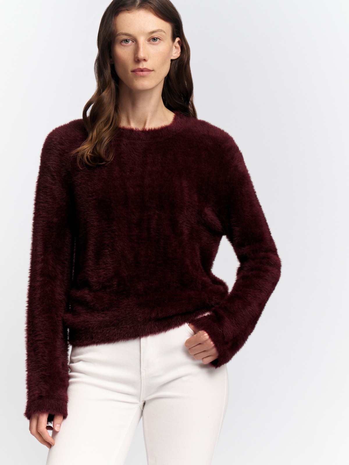 Тёплый пушистый вязаный джемпер