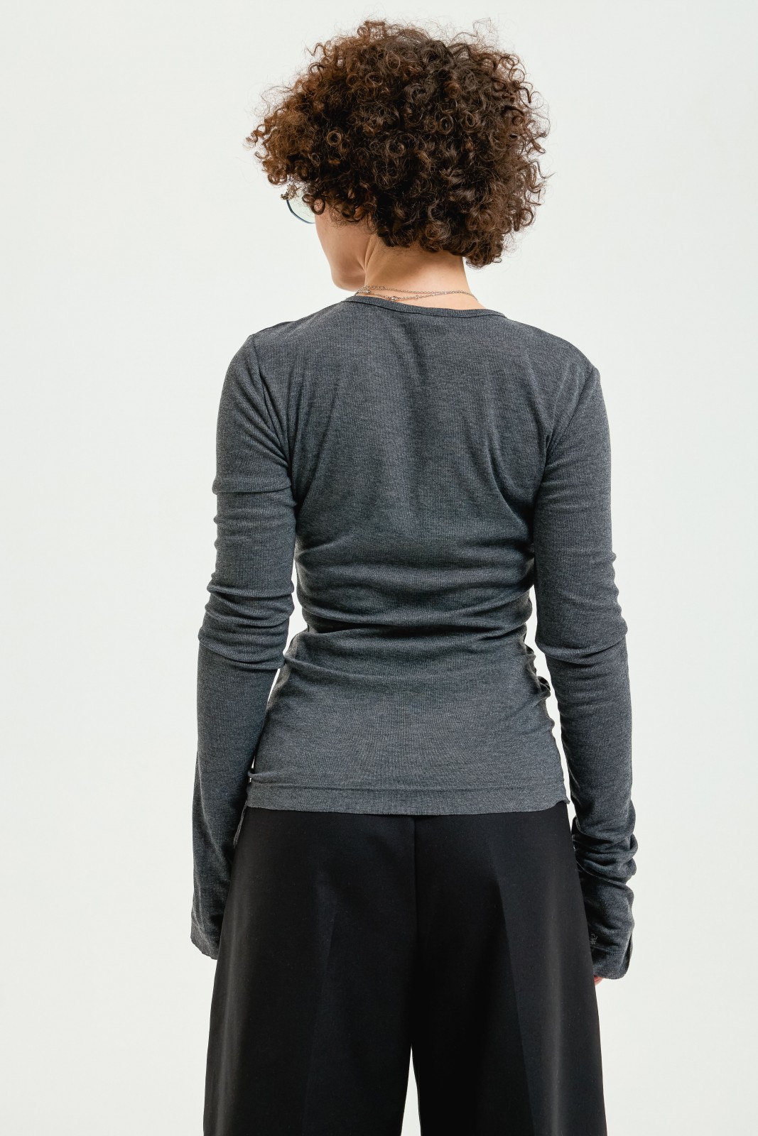 Однотонный трикотажный лонгслив