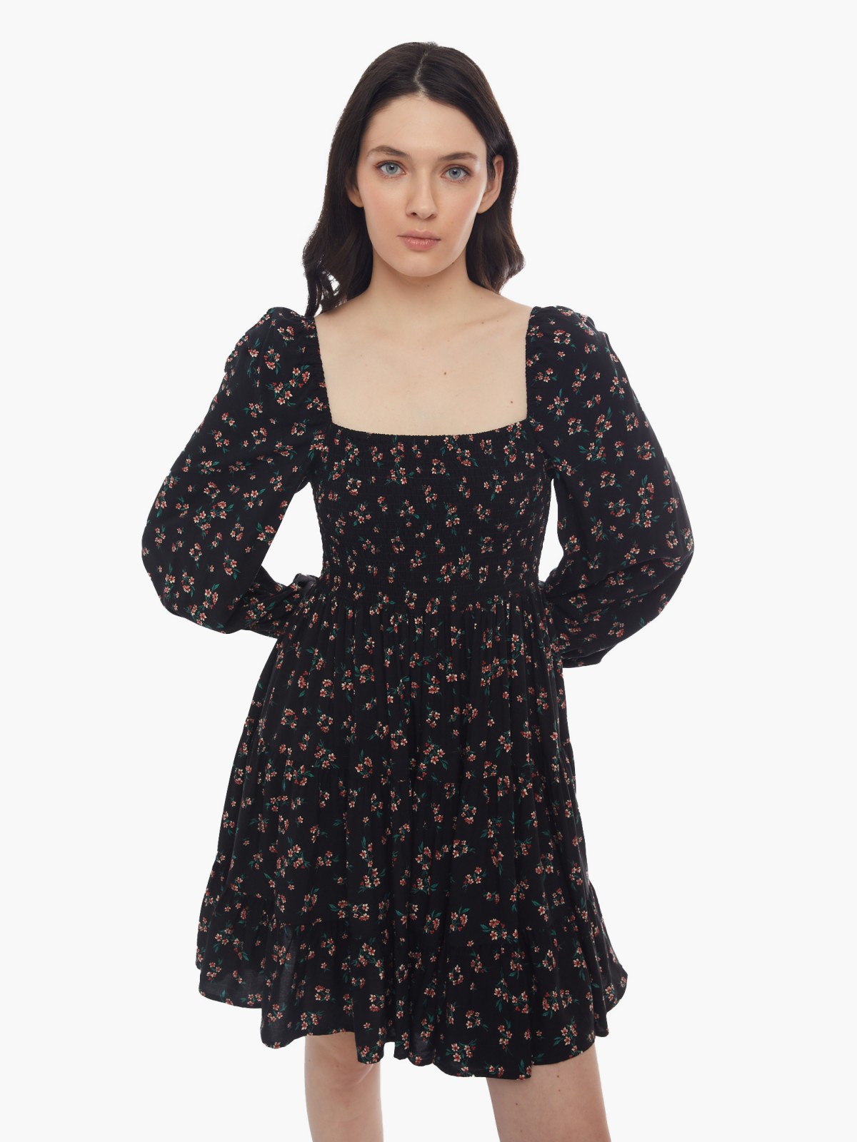Ярусное платье длины мини на резинке с вырезом zolla 024138259403, цвет черный, размер XS