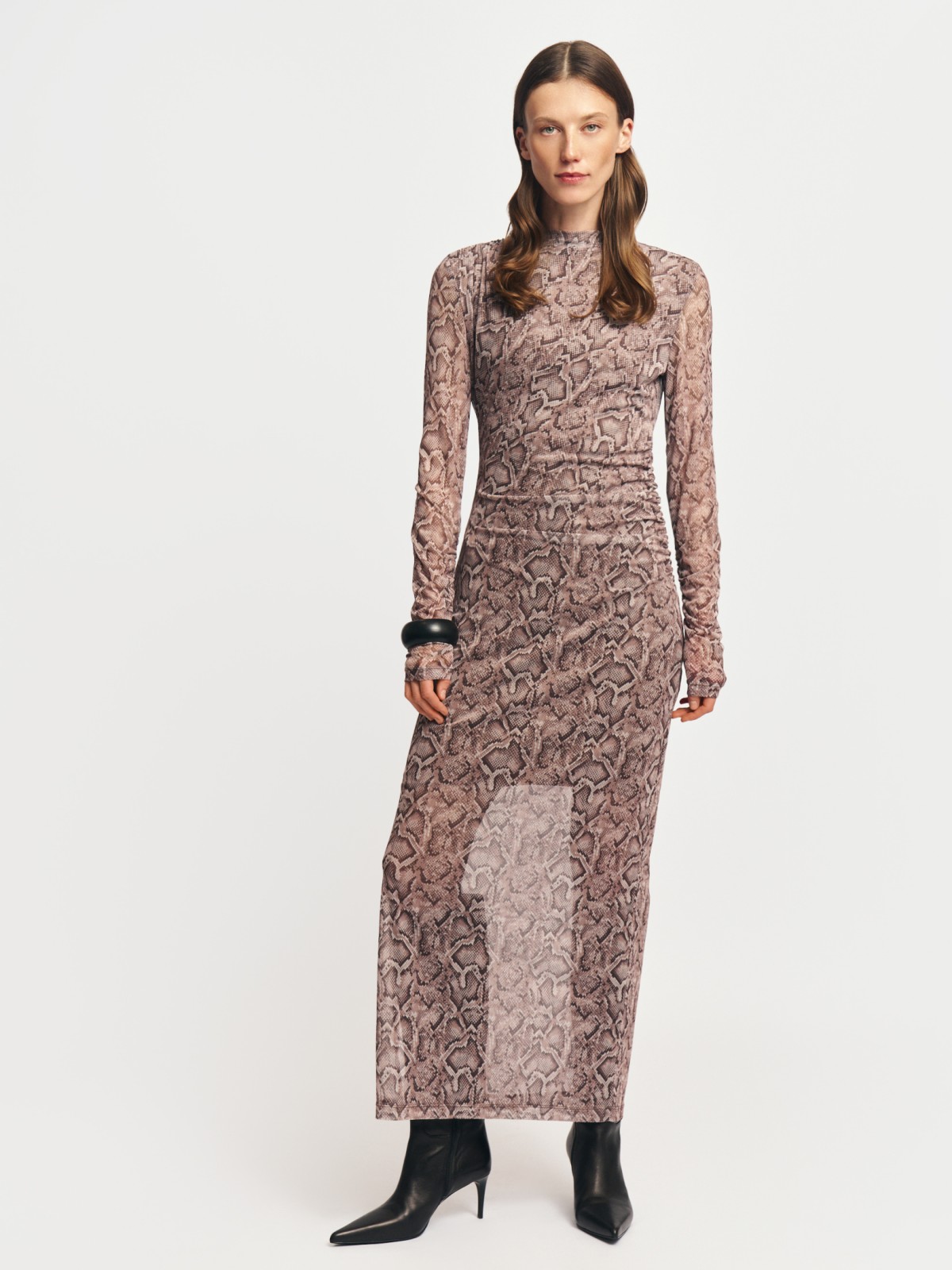 Платье из сетки с принтом и драпировками