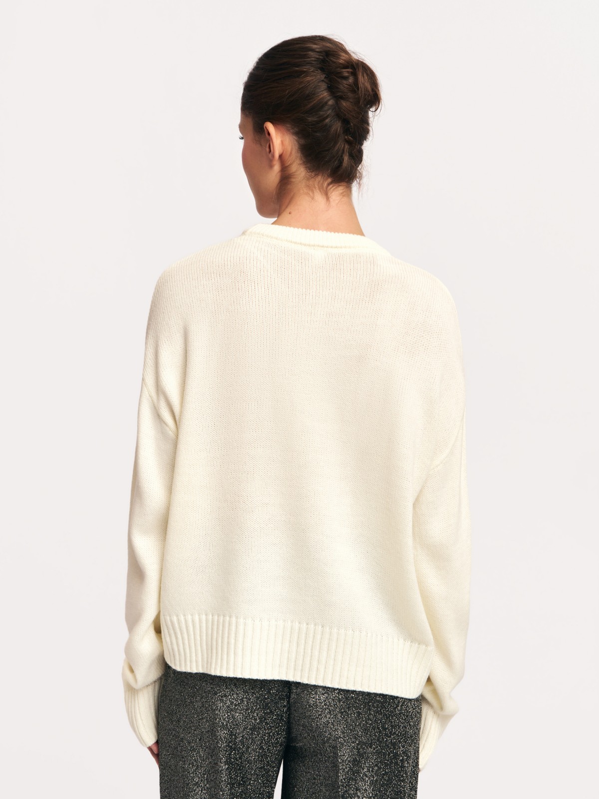 Вязаный джемпер с новогодним рисунком