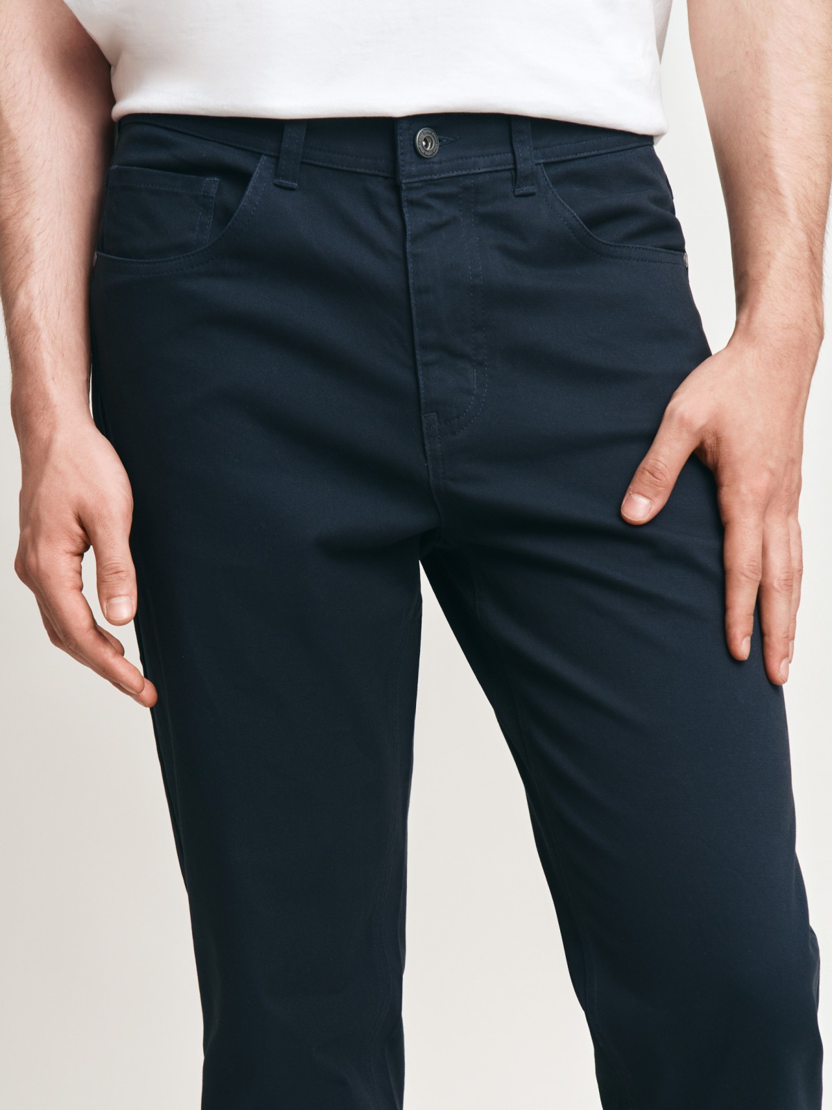 Брюки силуэта Slim из хлопка