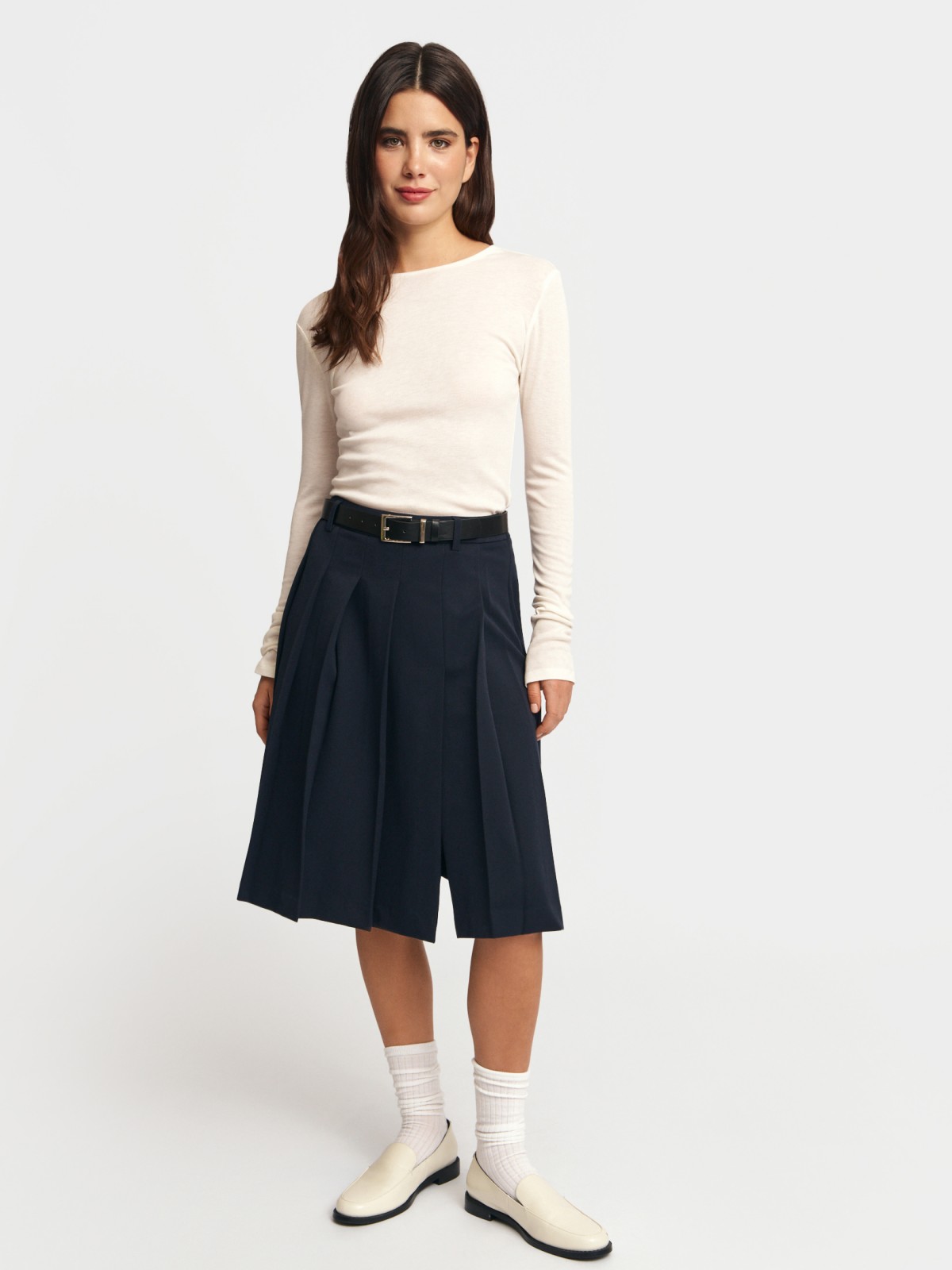 Юбка миди в складку с разрезом