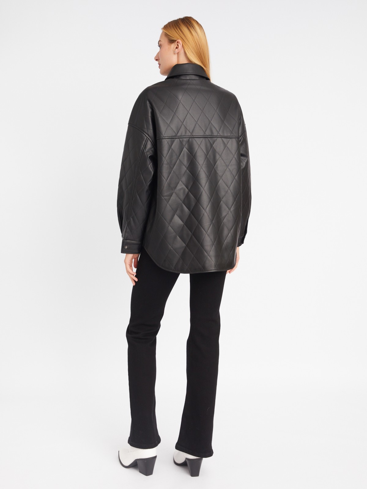 Стёганая куртка-рубашка из экокожи на синтепоне zolla 023335102044, цвет черный, размер XS - фото 6