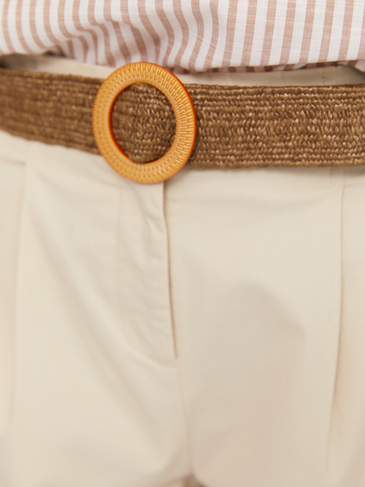 Брюки фасона Carrot из хлопка с ремнём