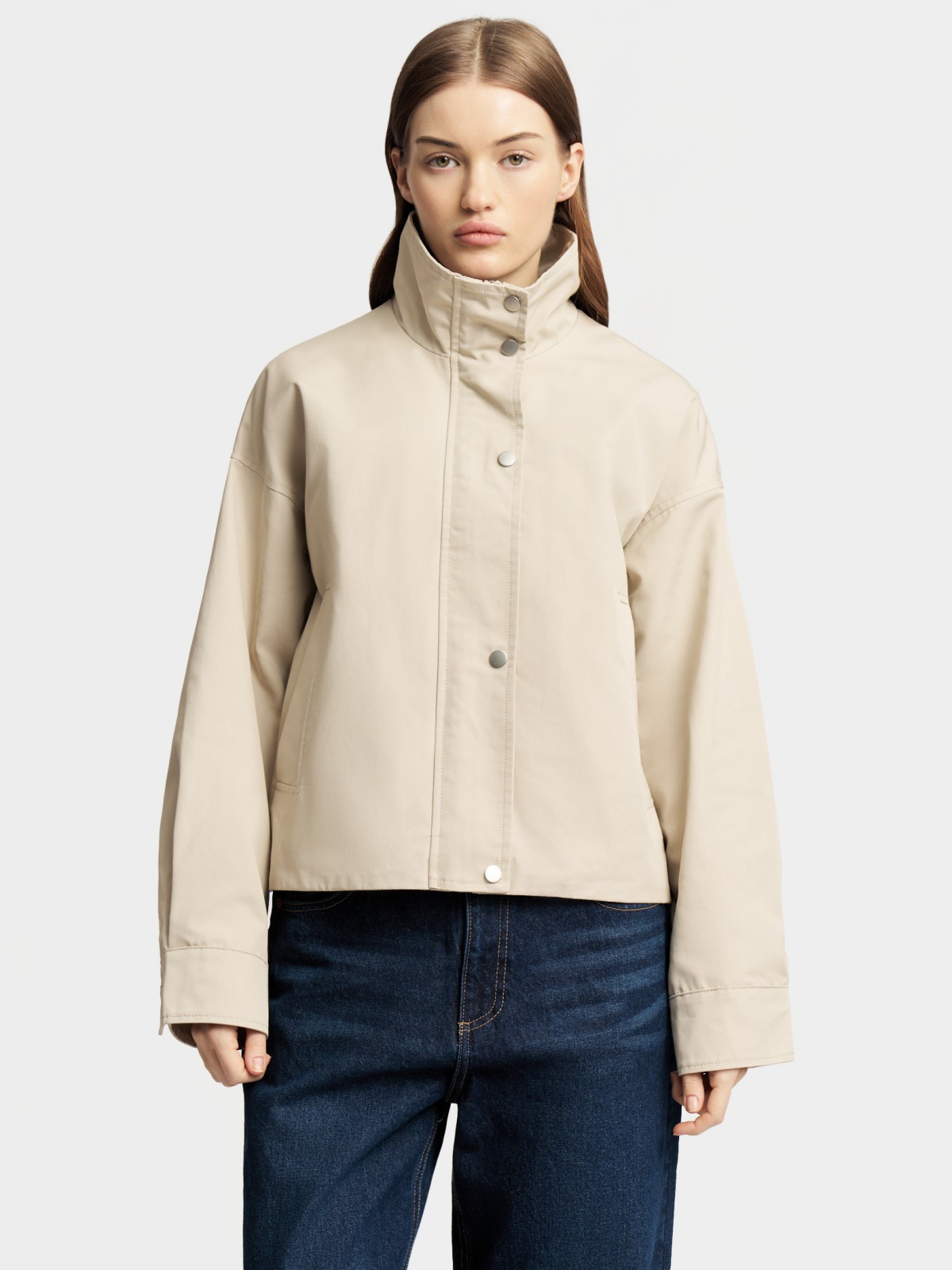 Куртка-ветровка с воротником