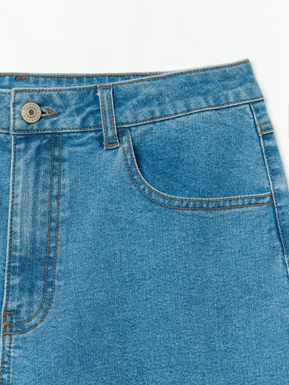 Джинсовые короткие шорты