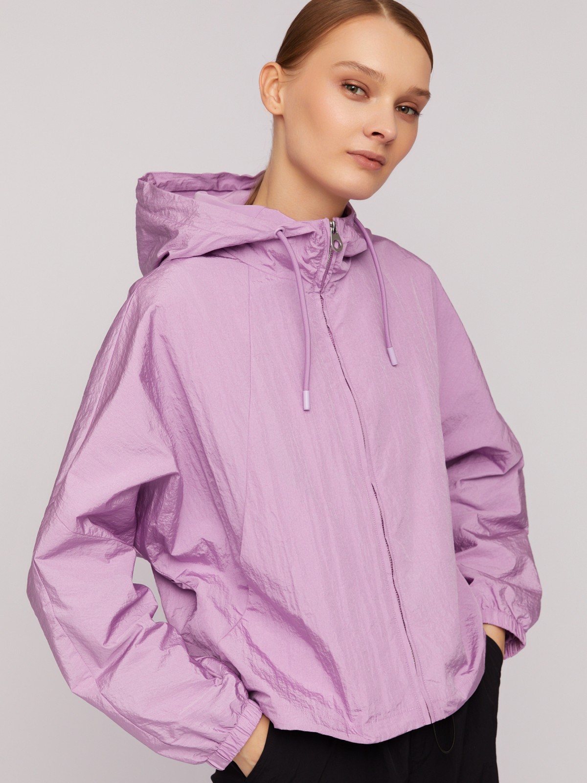 Куртка-ветровка с капюшоном в спортивном стиле zolla 024215661134, цвет фиолетовый, размер XS - фото 3