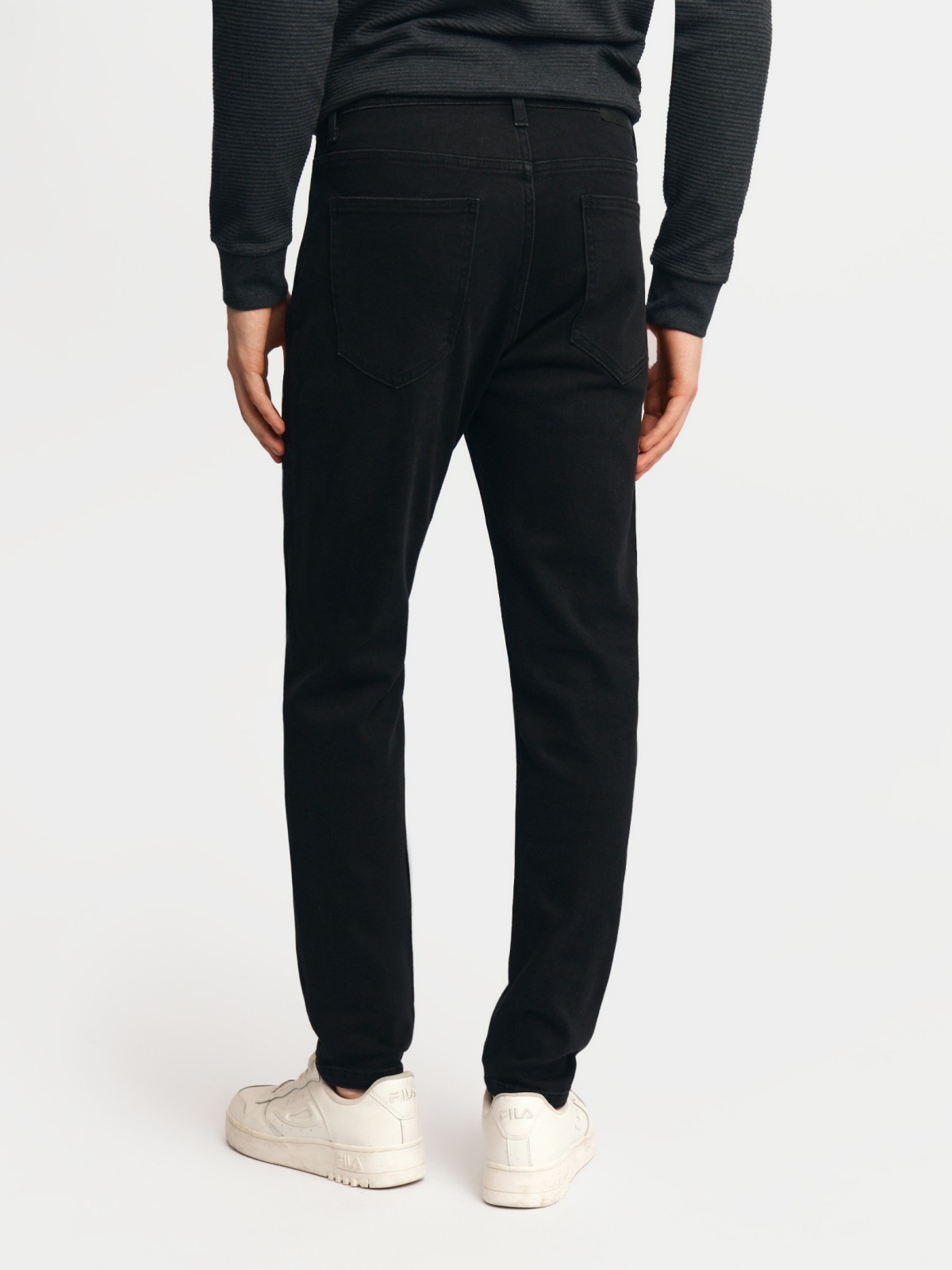 Джинсы фасона Carrot из хлопка