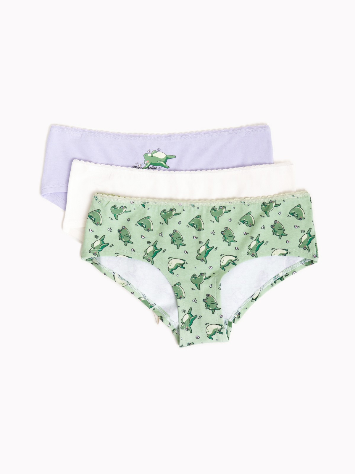 Набор трусов с рисунком 3 шт в комплекте 349₽