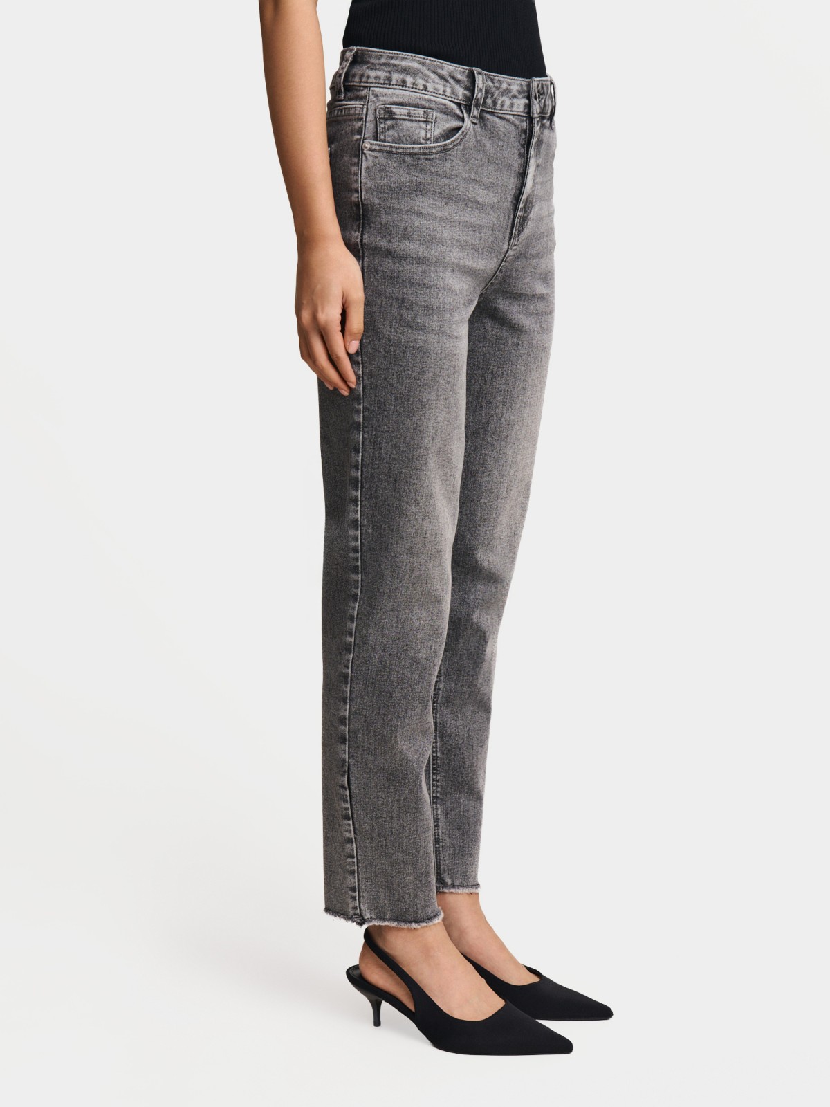 Джинсы силуэта Boyfriend со средней посадкой