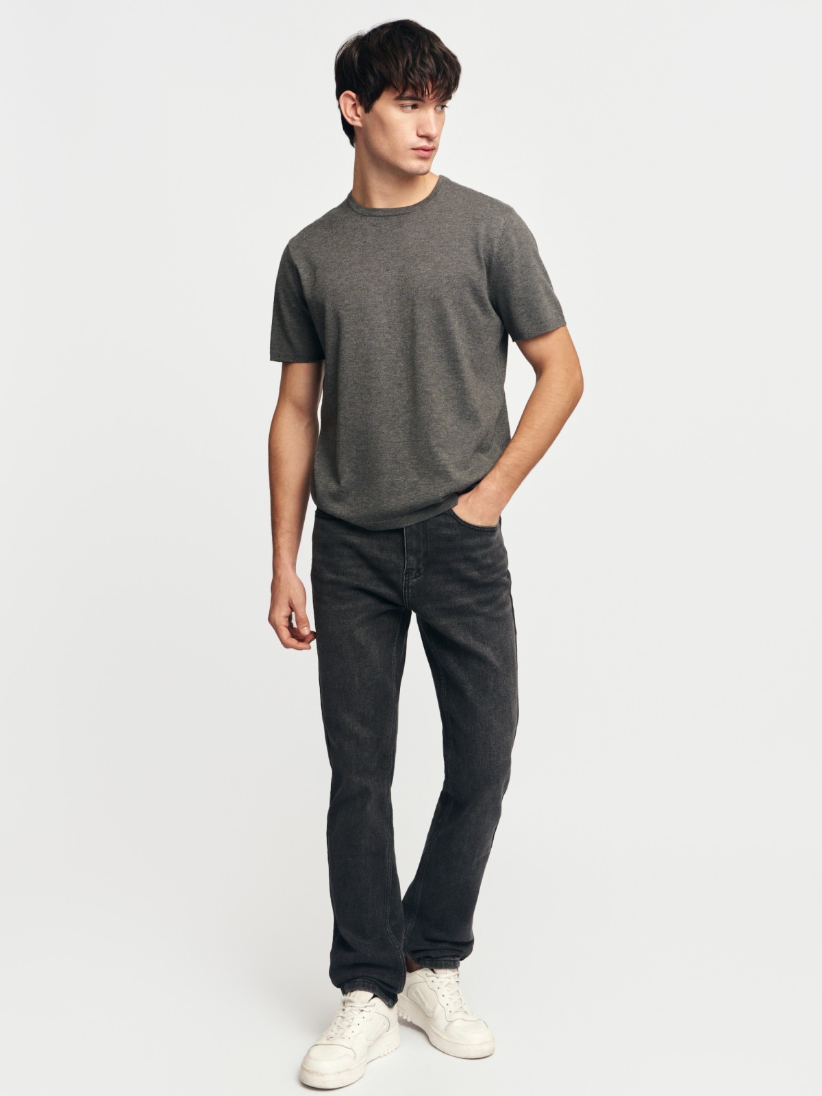 Джинсы фасона Slim