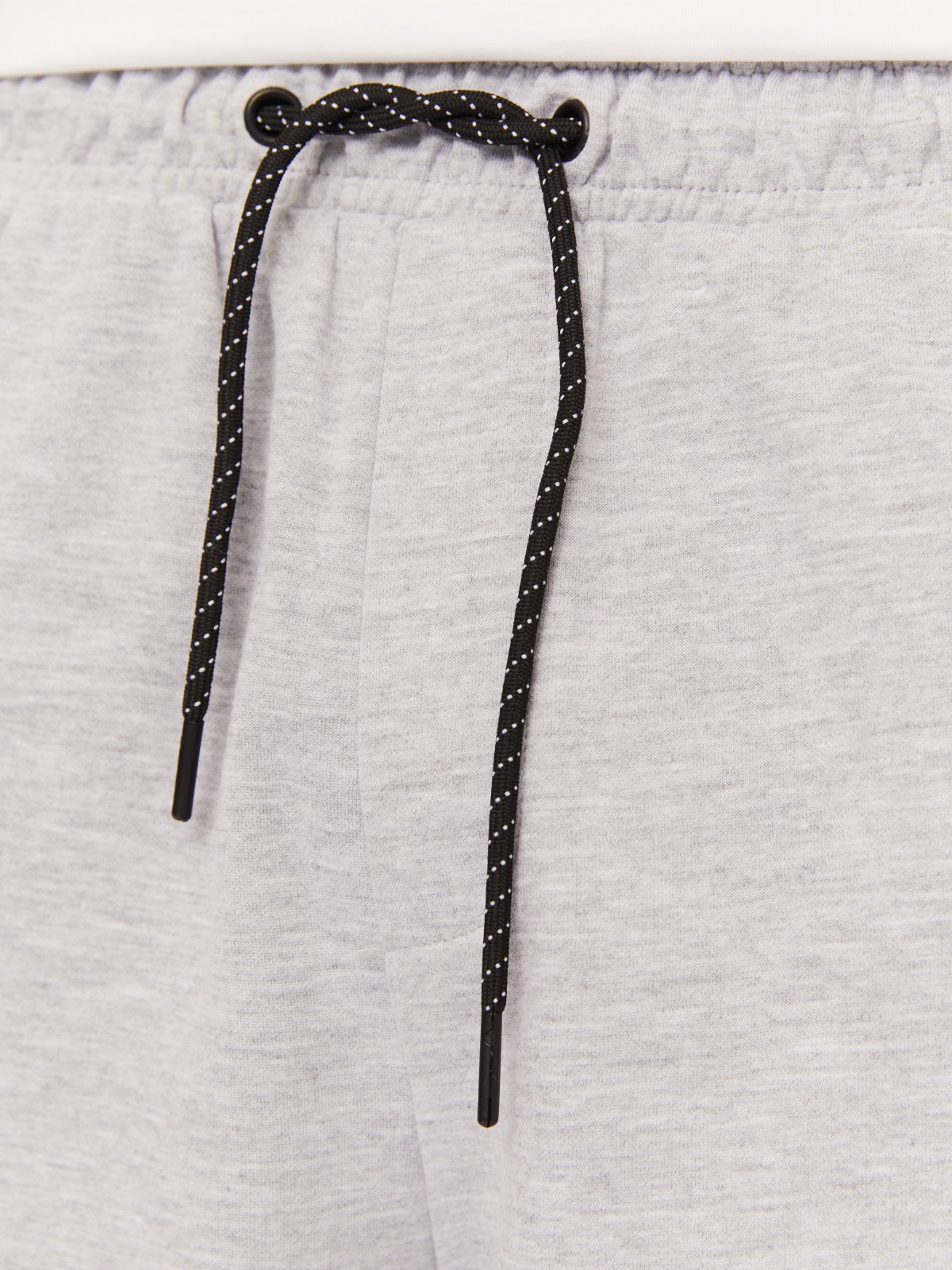 Трикотажные шорты на резинке