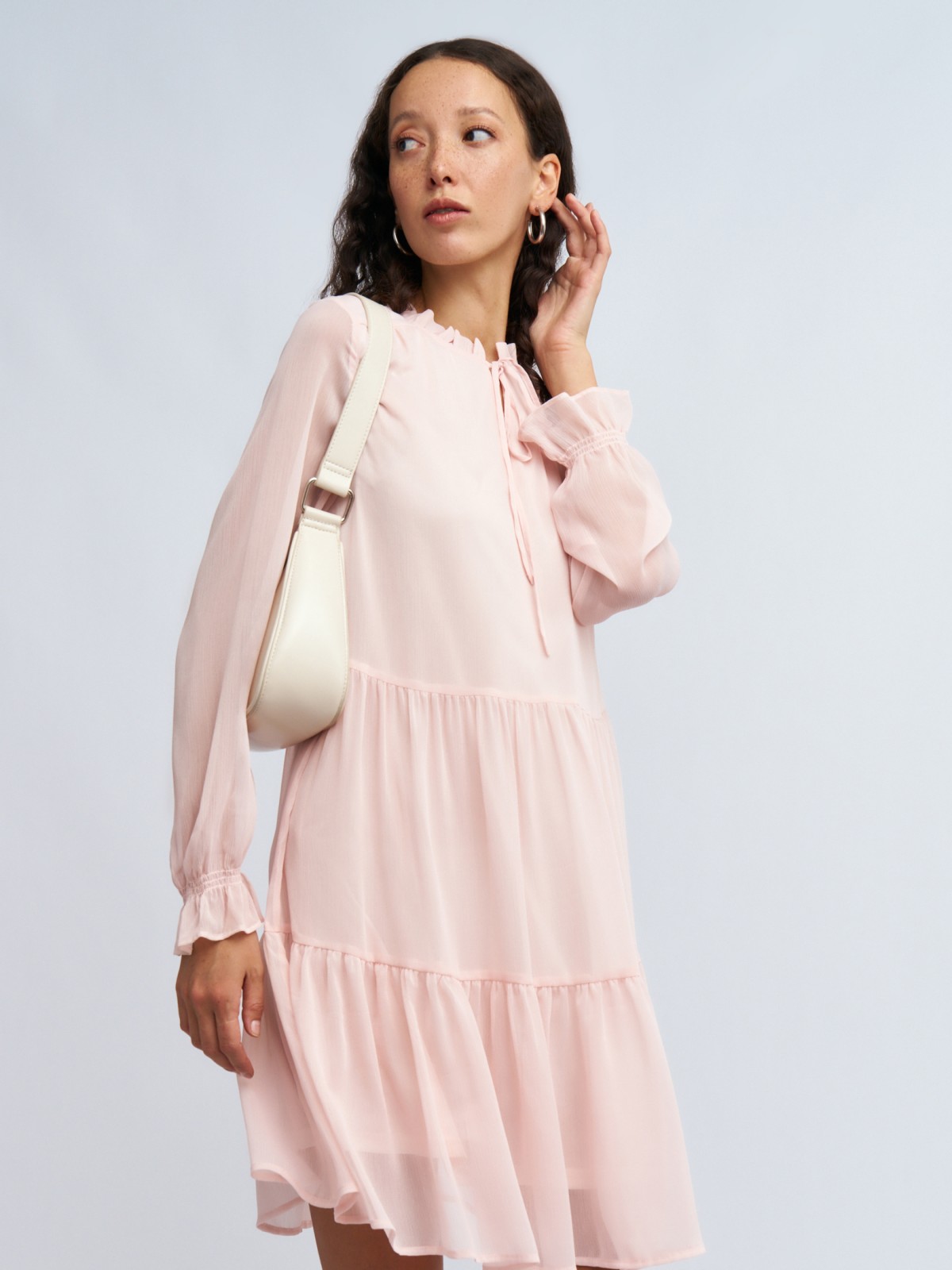 Шифоновое платье мини с ярусным подолом