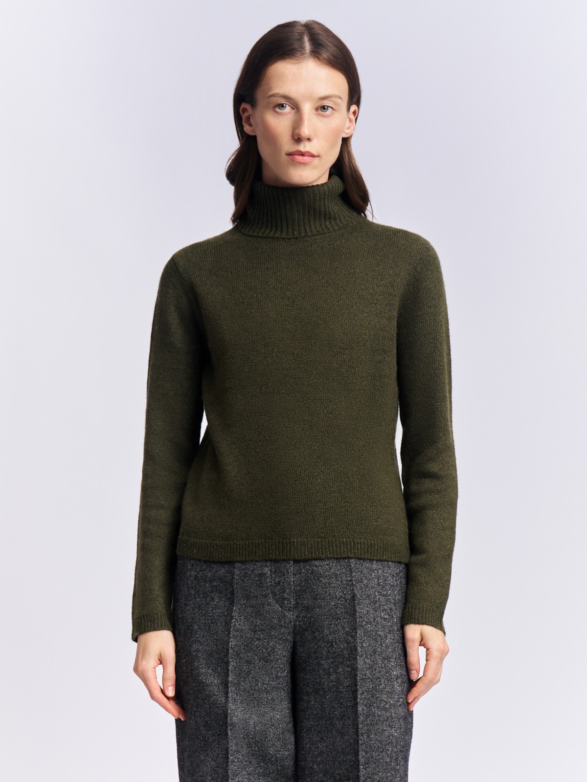 Вязаный свитер с шерстью