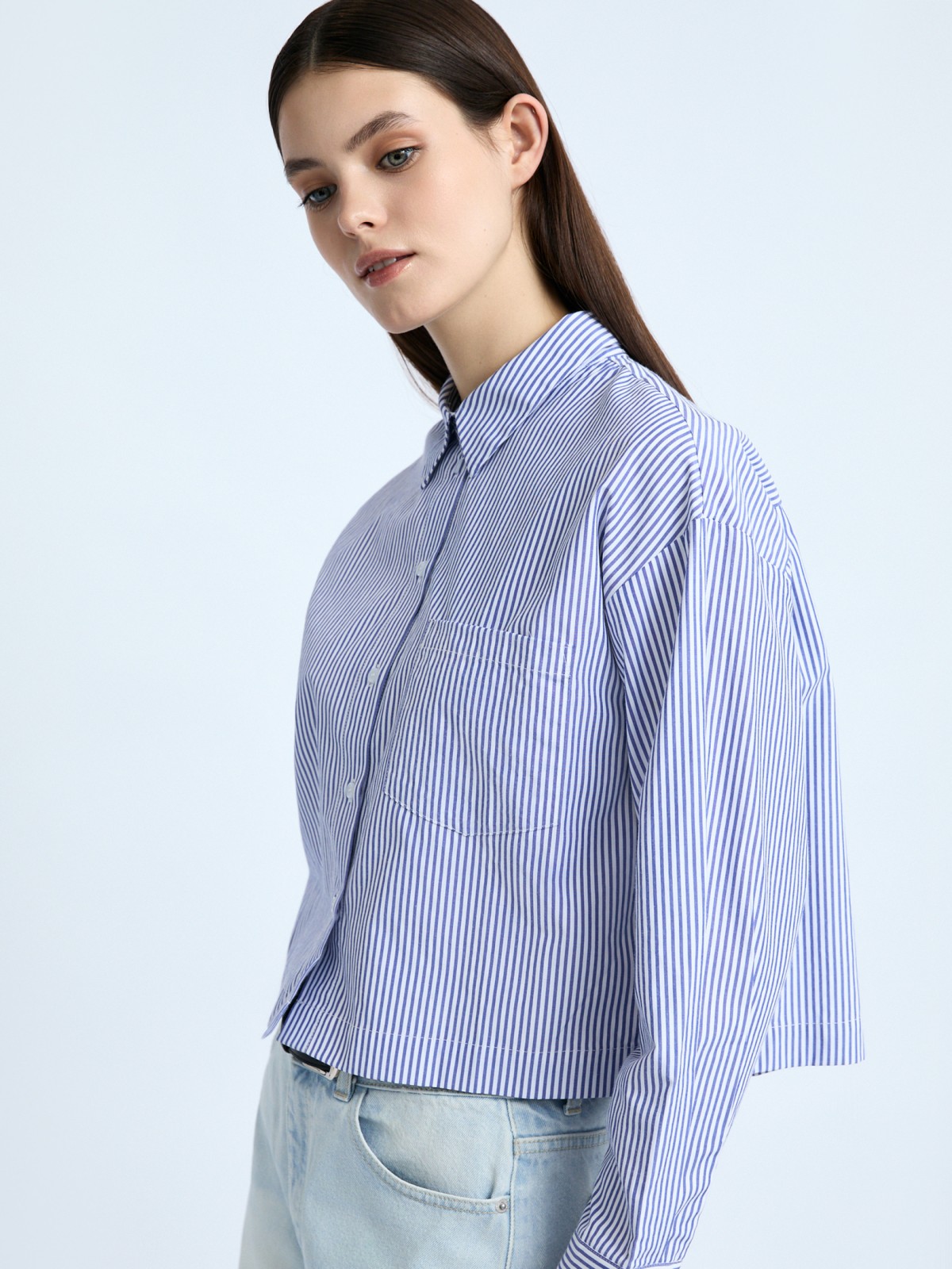 Укороченная рубашка в полоску с карманом