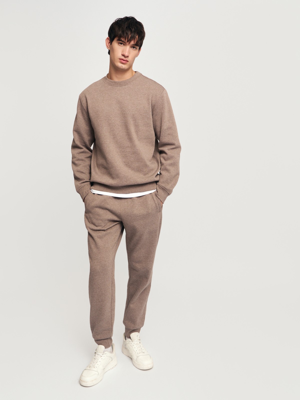 Тёплые трикотажные брюки-джоггеры с начёсом