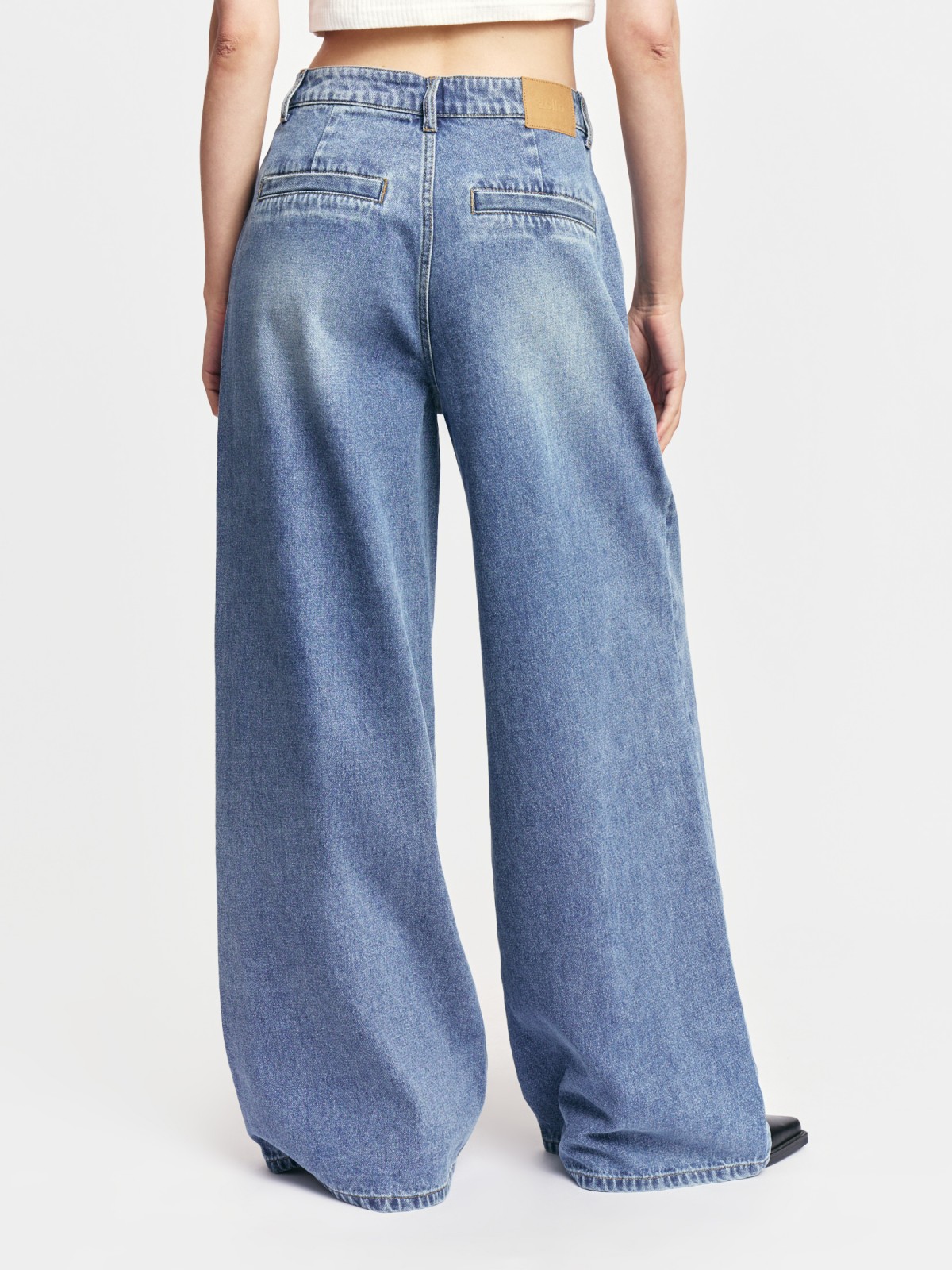 Джинсы Wide с высокой посадкой