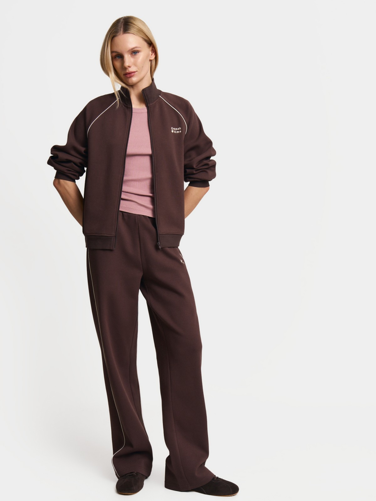 Толстовка с воротником-стойкой