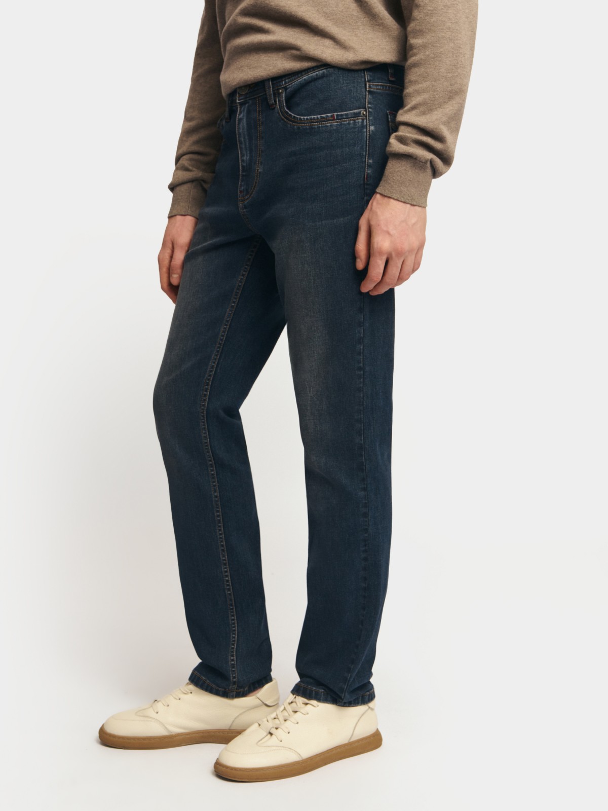 Джинсы фасона Slim