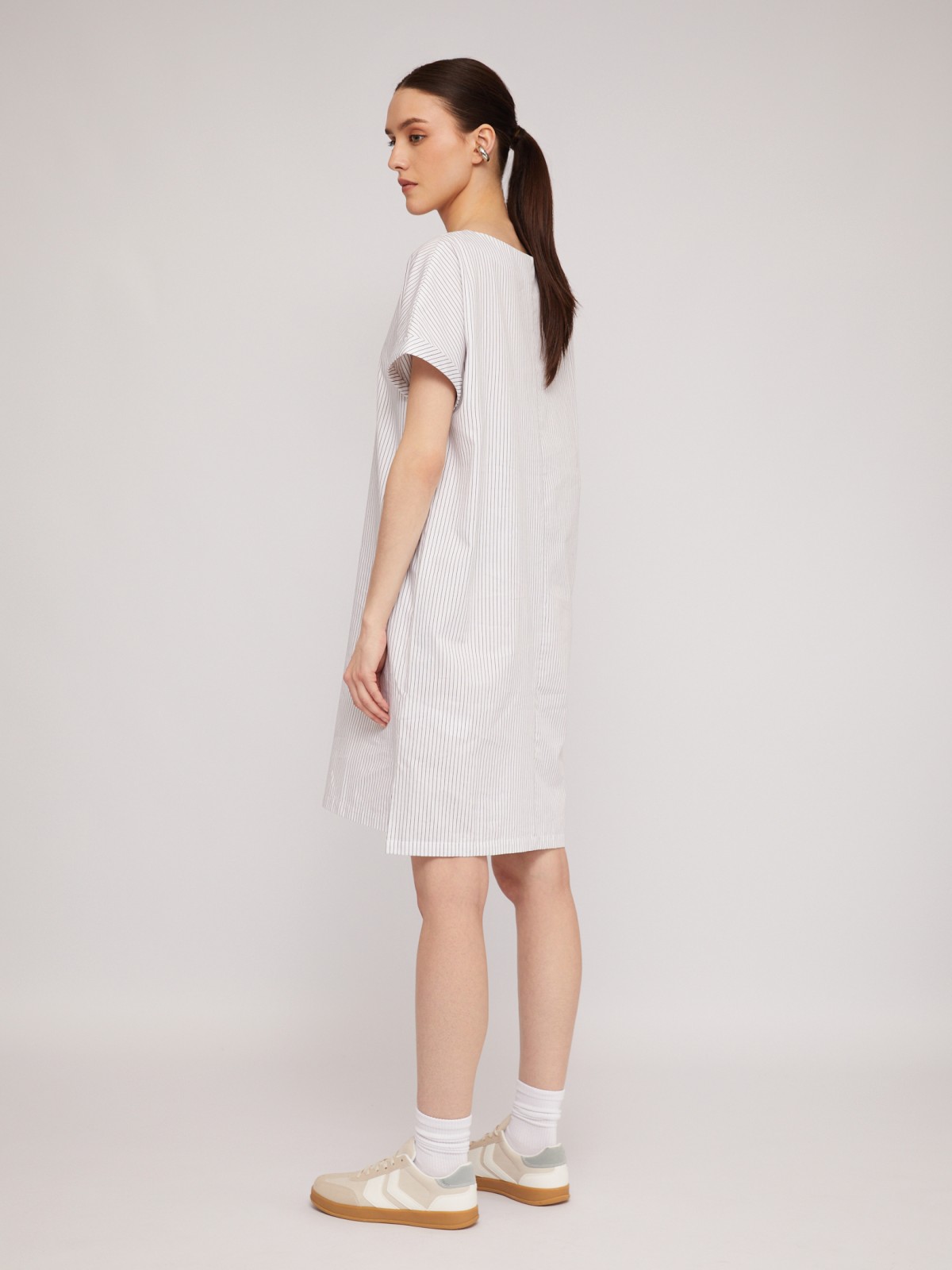 Платье-футболка из хлопка с принтом zolla 024248259593, цвет белый, размер S - фото 6
