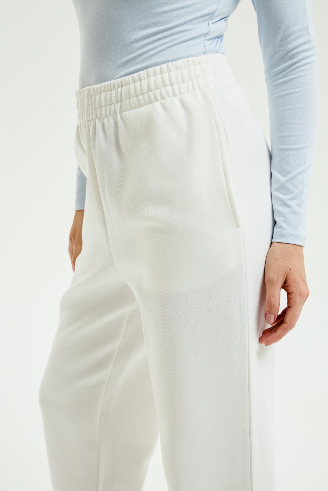 Брюки-джоггеры на резинке