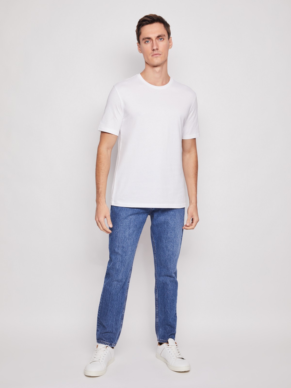 Джинсы фасона Carrot