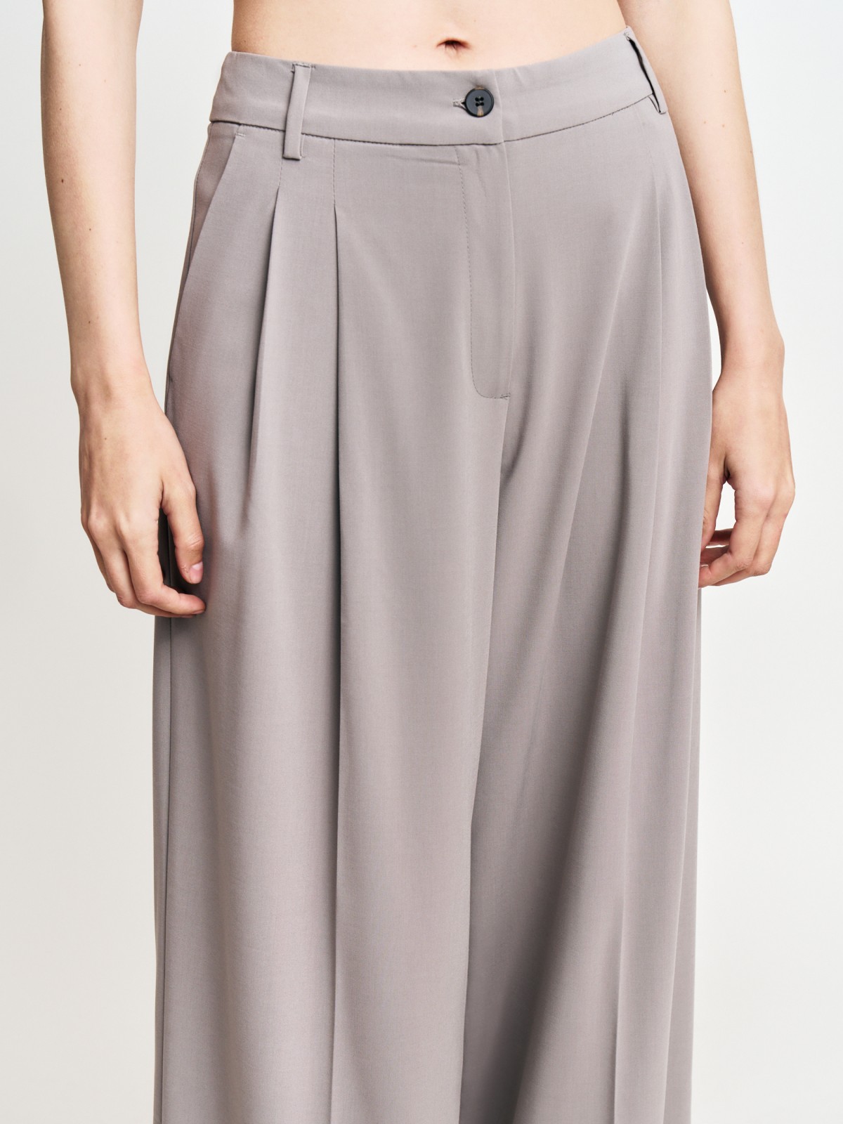 Брюки широкого силуэта Wide со стрелками