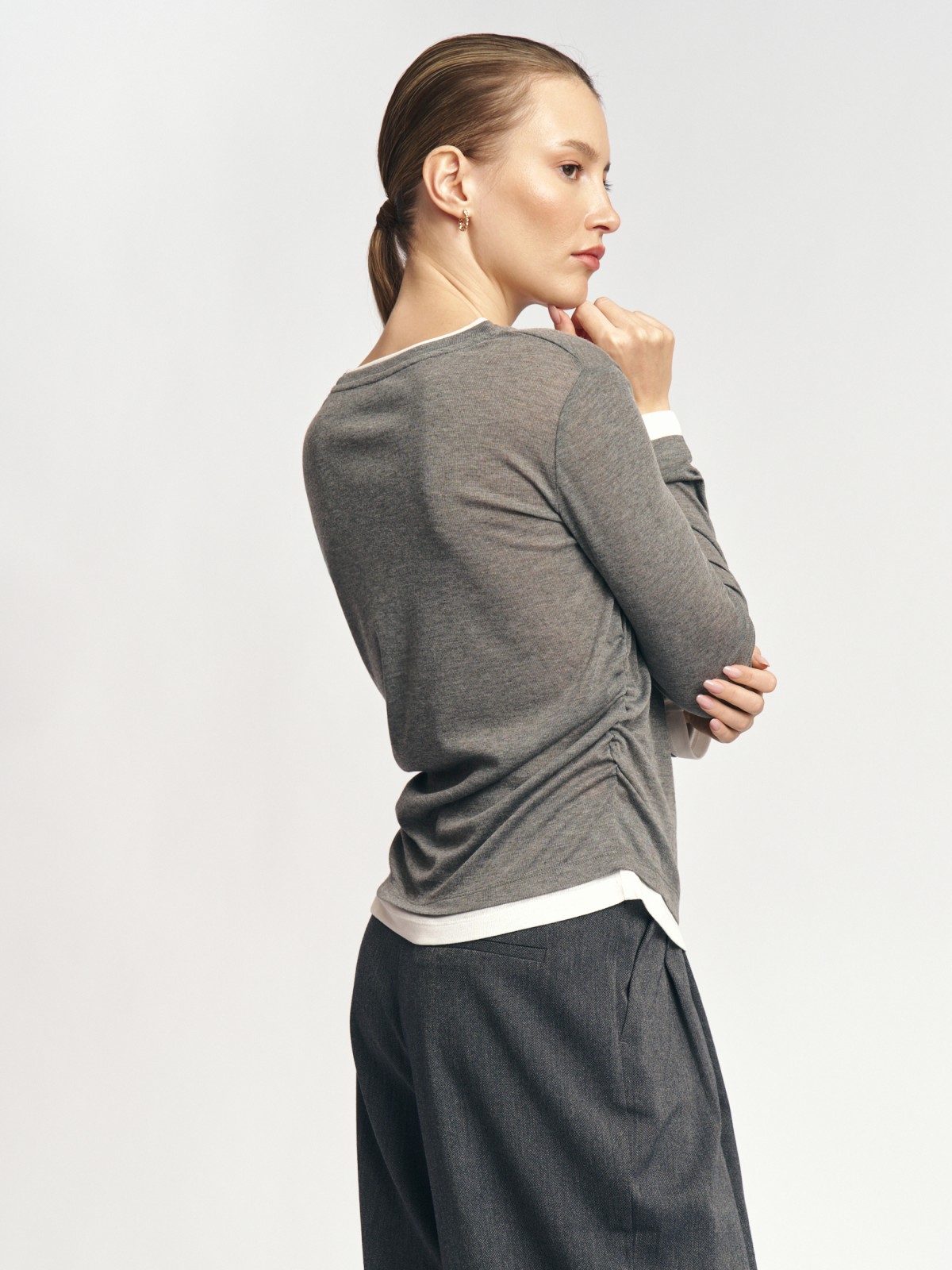 Трикотажный лонгслив с отделкой