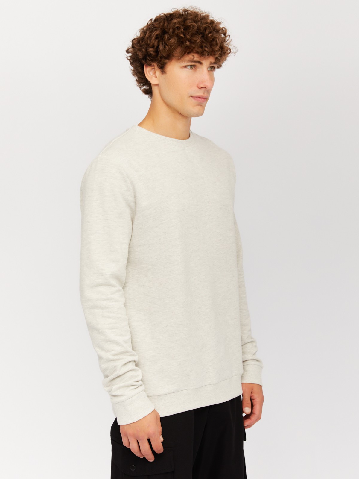 Утеплённый свитшот прямого кроя с длинным рукавом