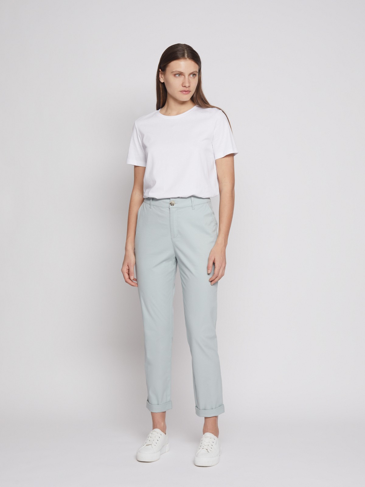 Брюки-чинос с отворотами