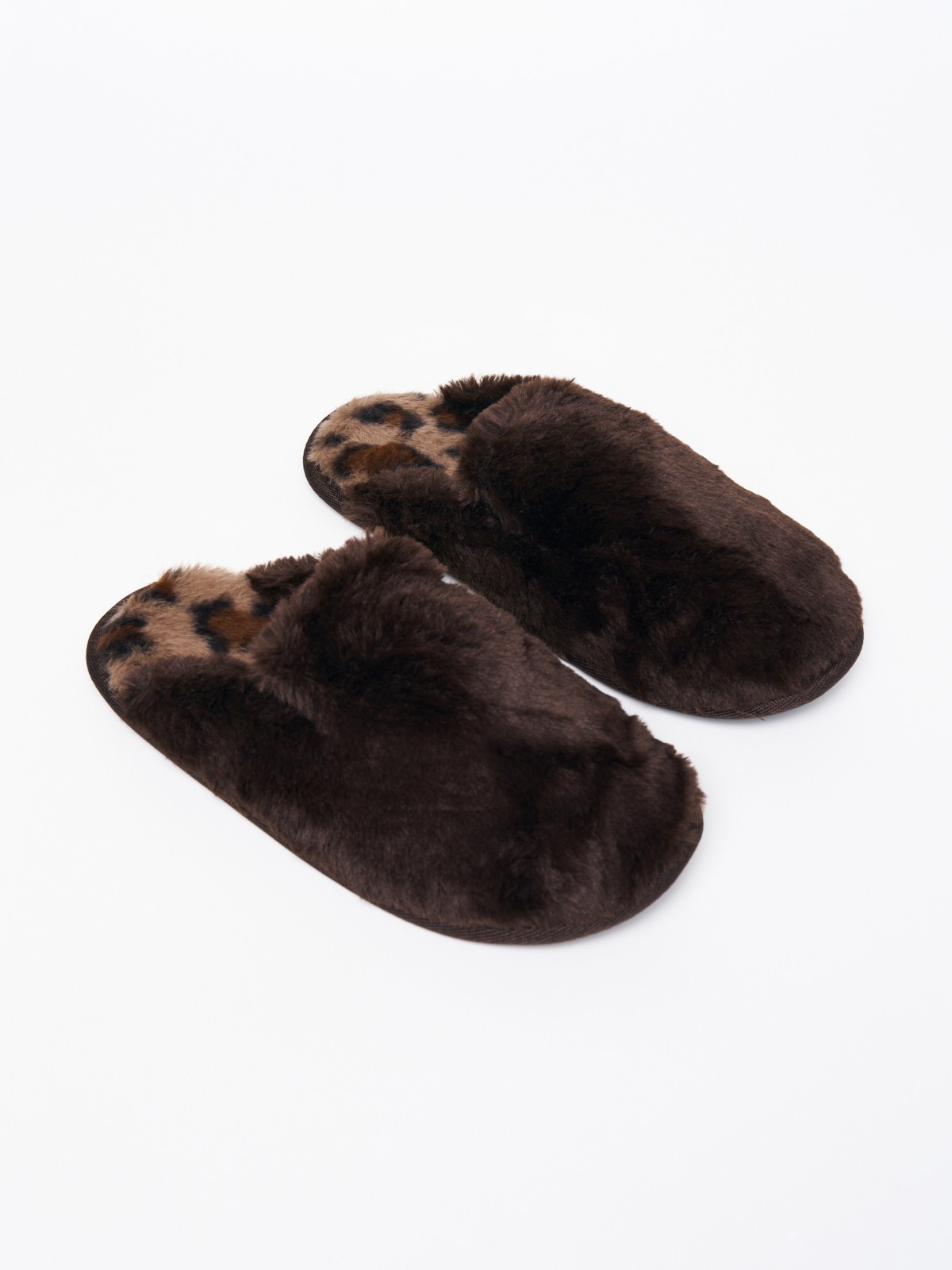 Домашние тапочки из экомеха