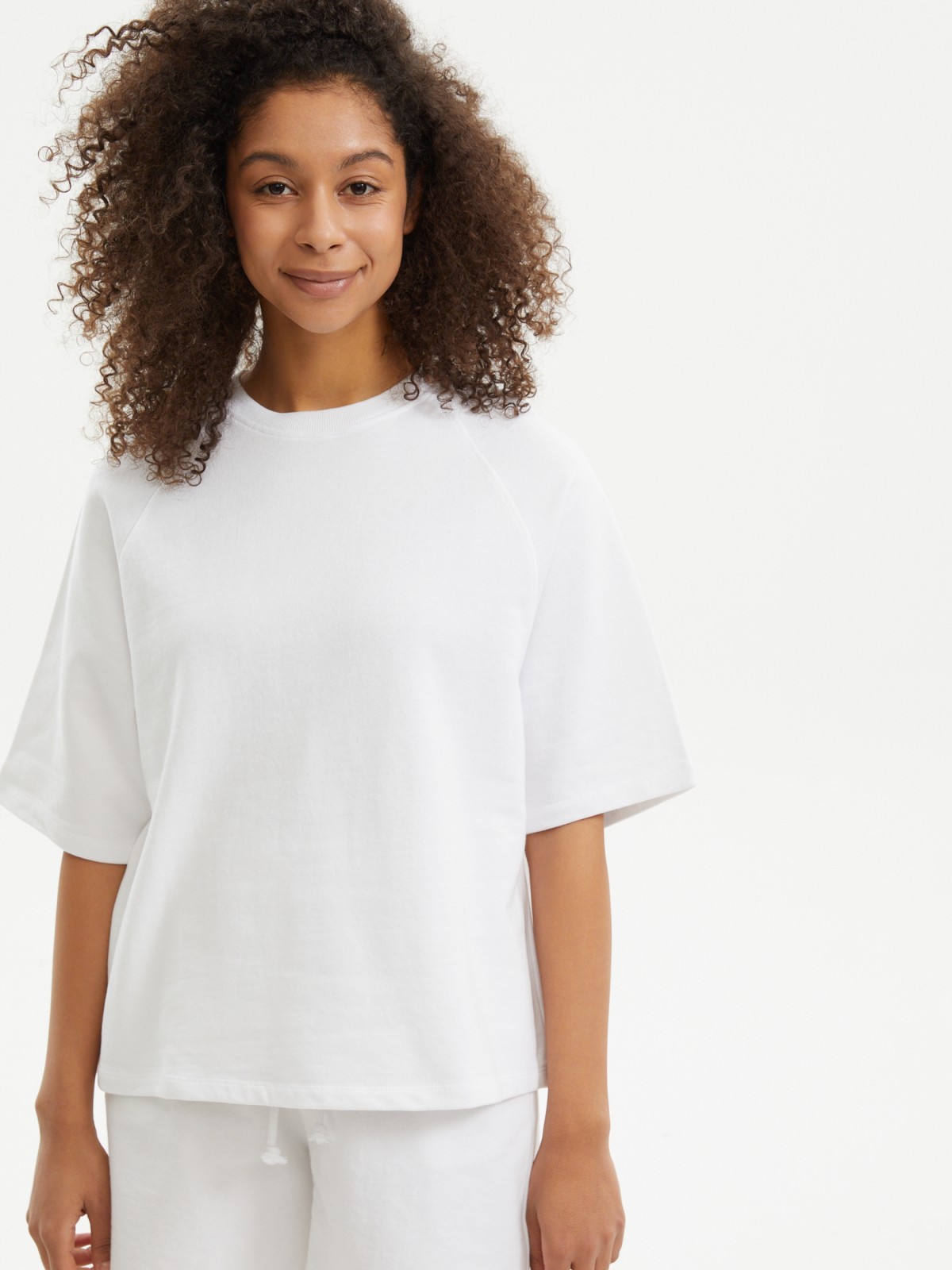 Футболка оверсайз с рукавом реглан