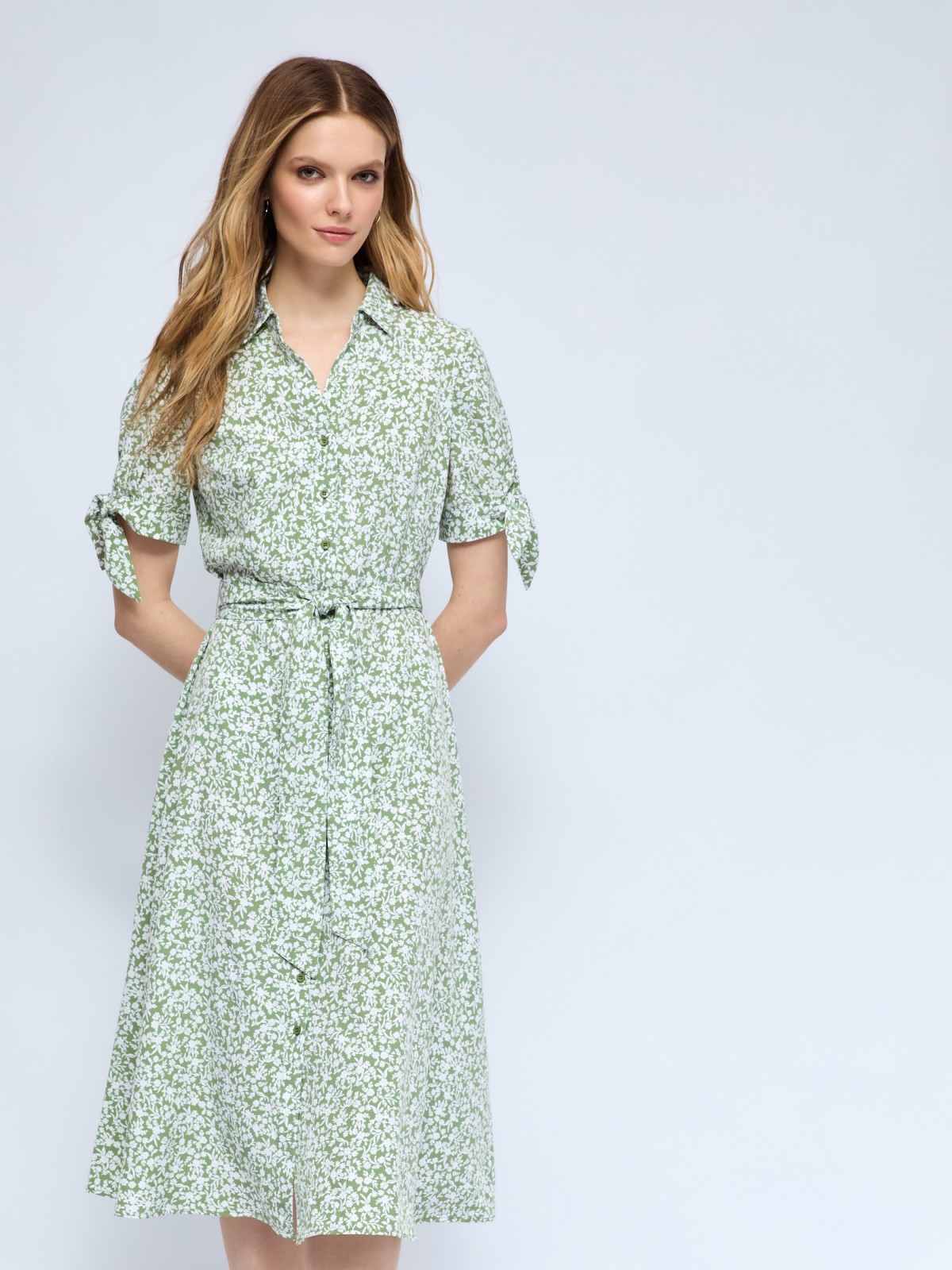 Платье-рубашка длины миди с поясом и принтом