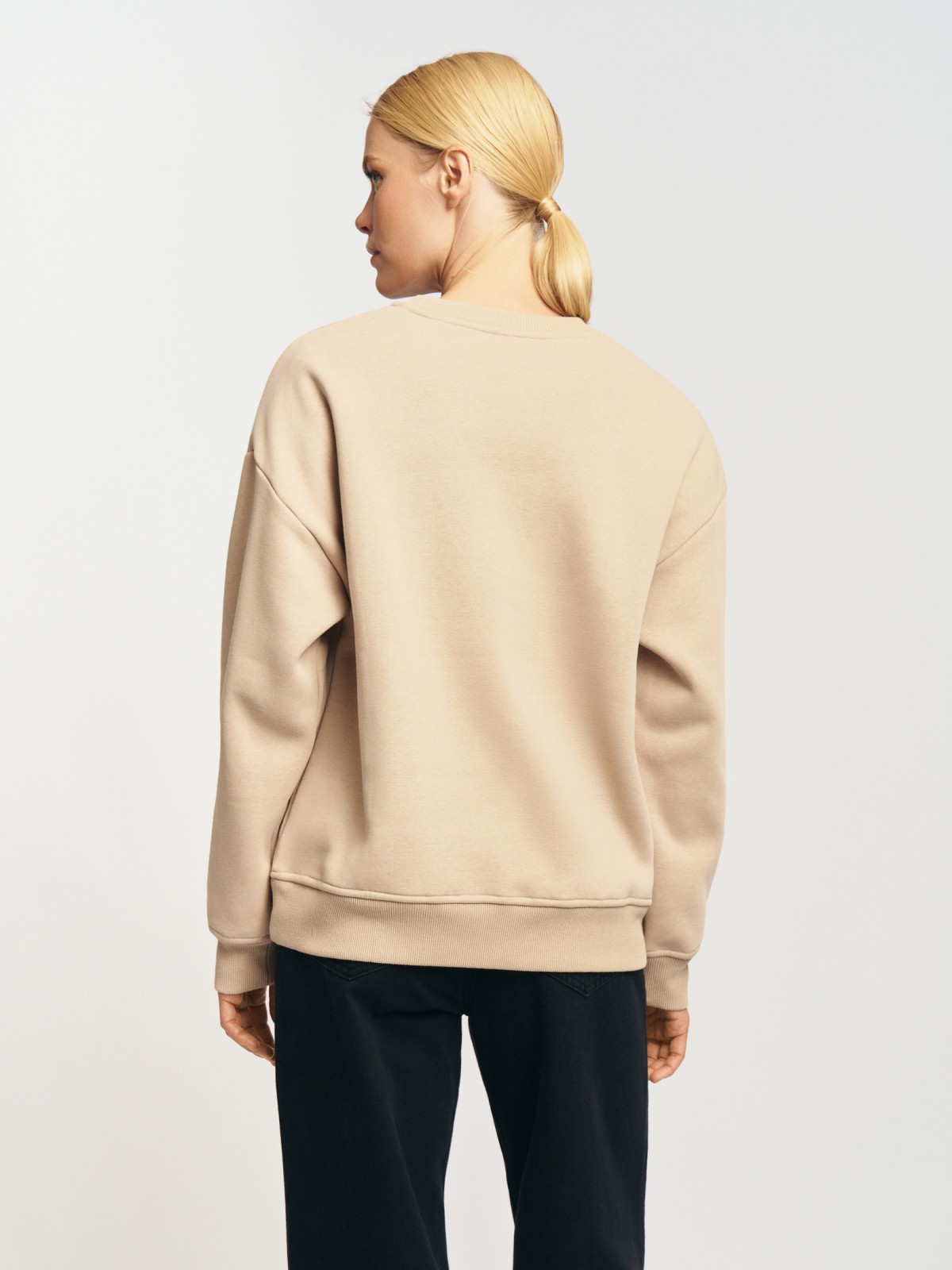 Тёплый трикотажный свитшот с начёсом