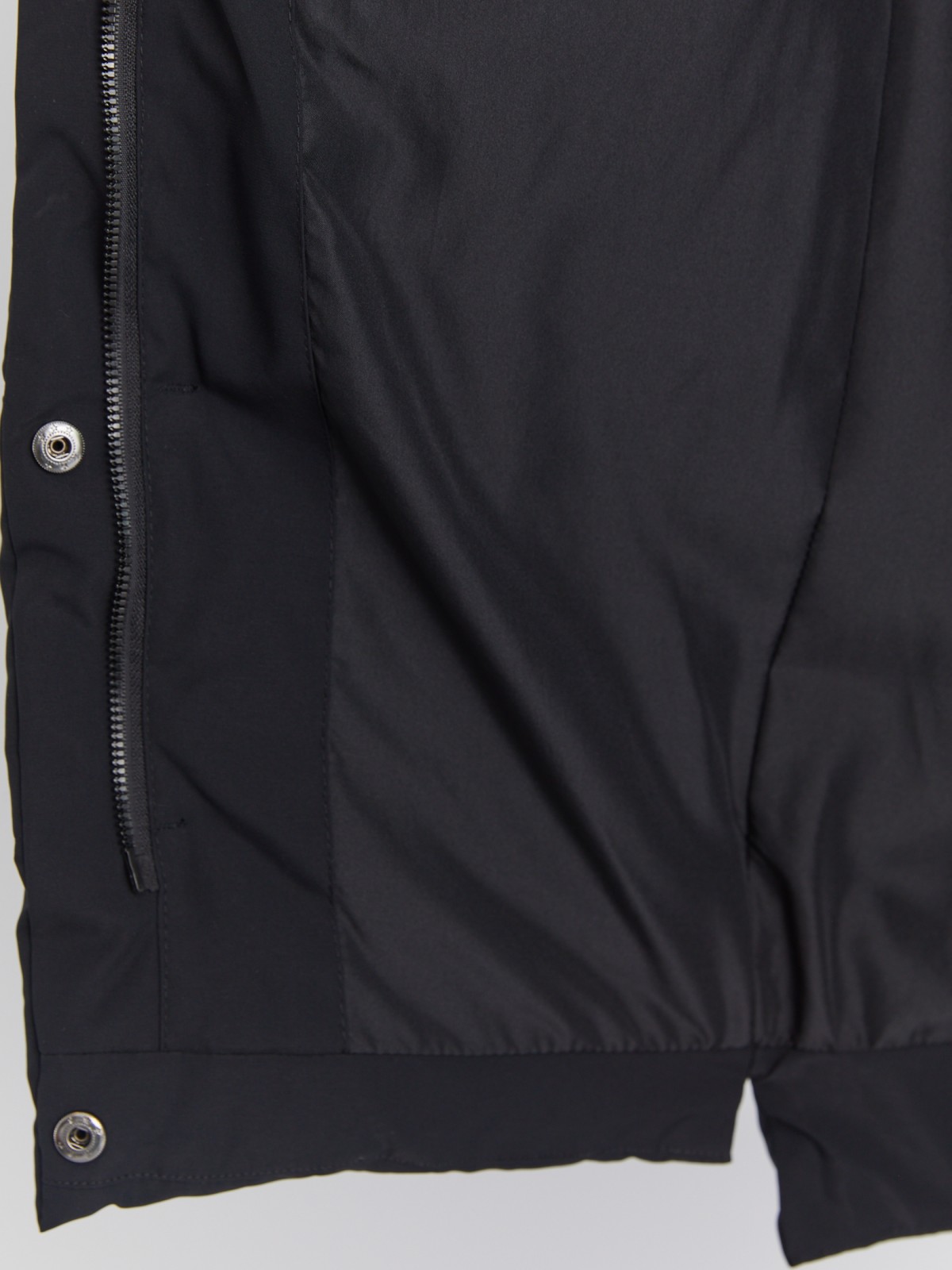 Тёплая стёганая куртка-пальто удлинённого фасона с капюшоном zolla 02334522J144, цвет черный, размер XS - фото 5