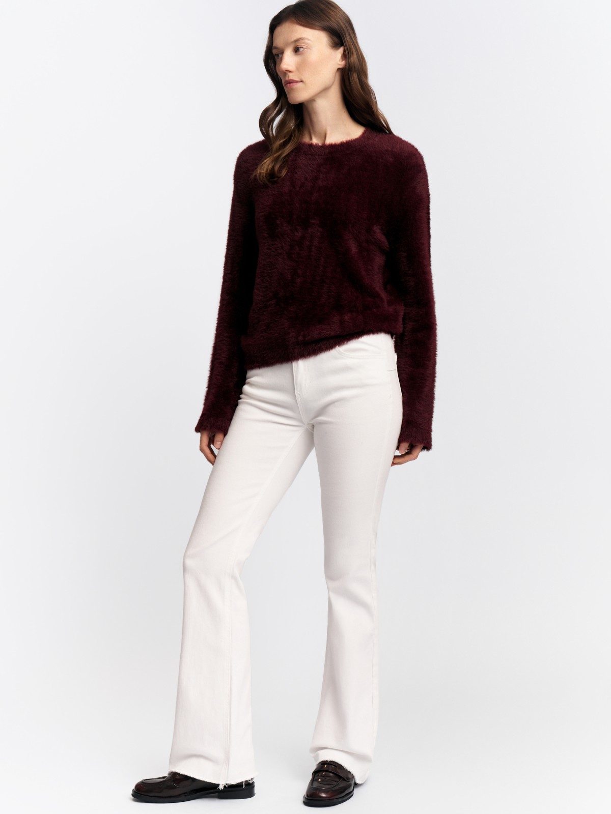 Тёплый пушистый вязаный джемпер