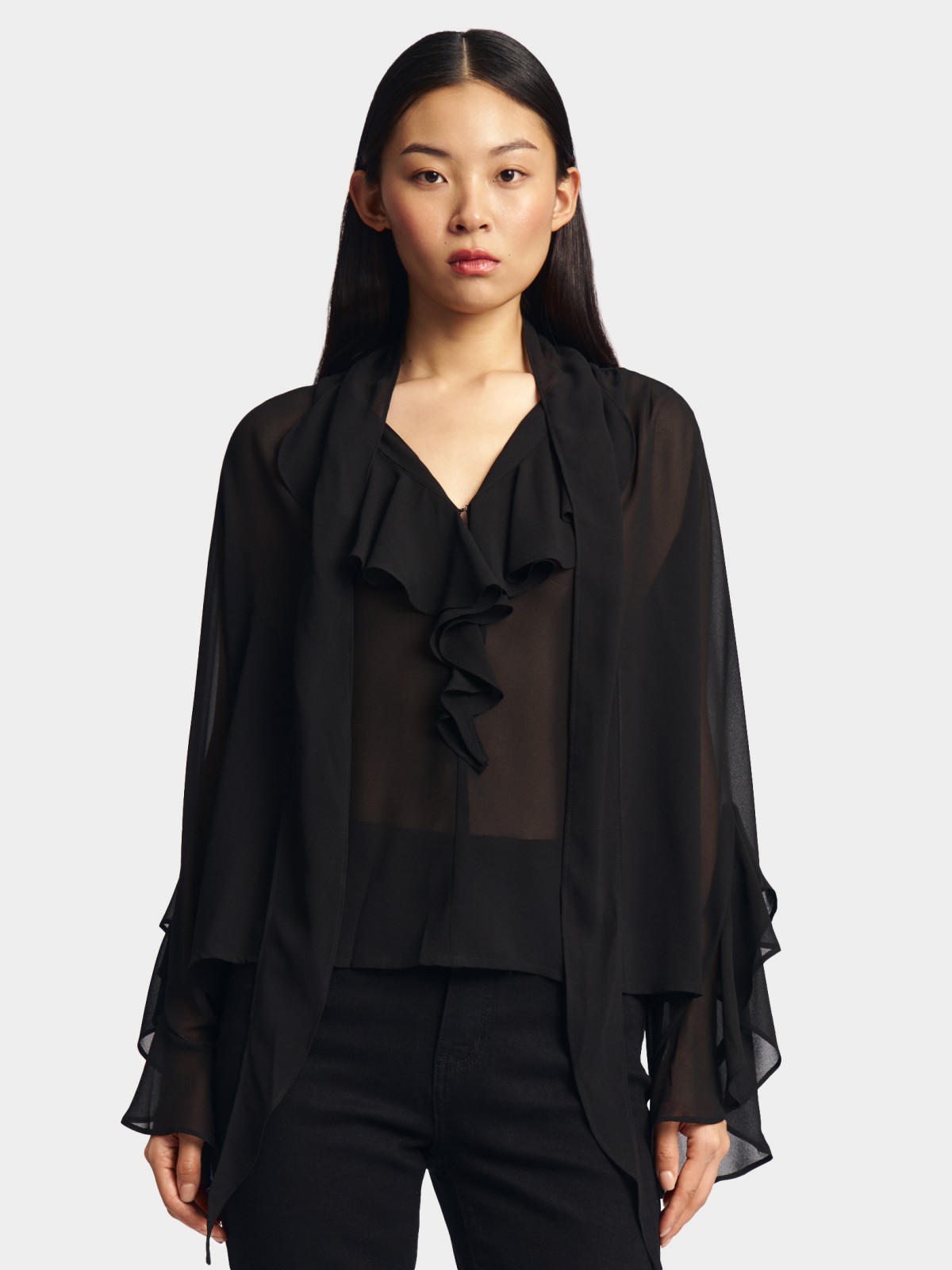 Шифоновая блузка с воланами и бантом