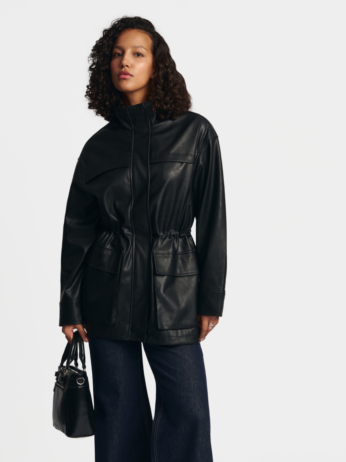 Куртка из экокожи с воротником