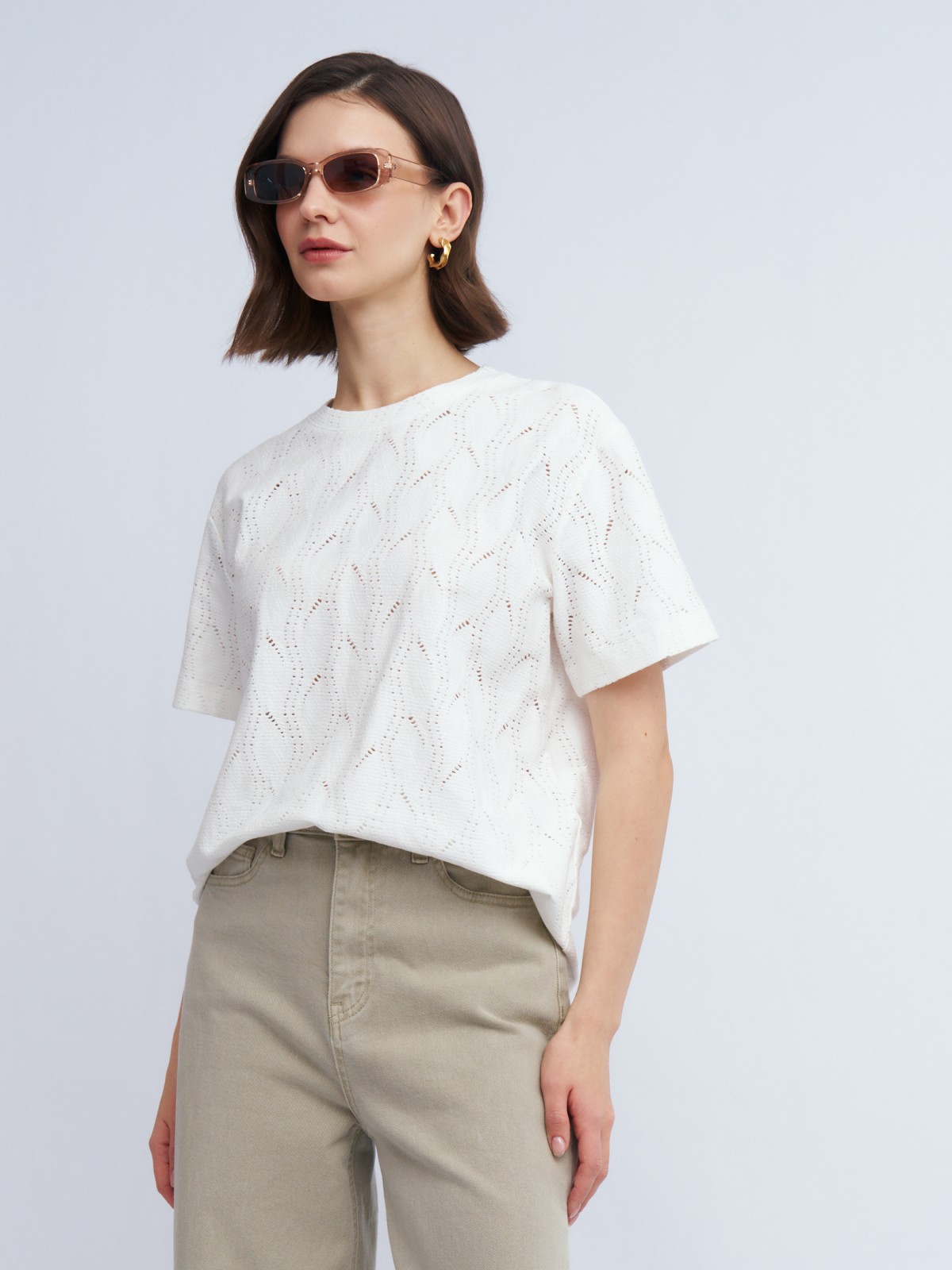 Ажурная футболка из хлопка