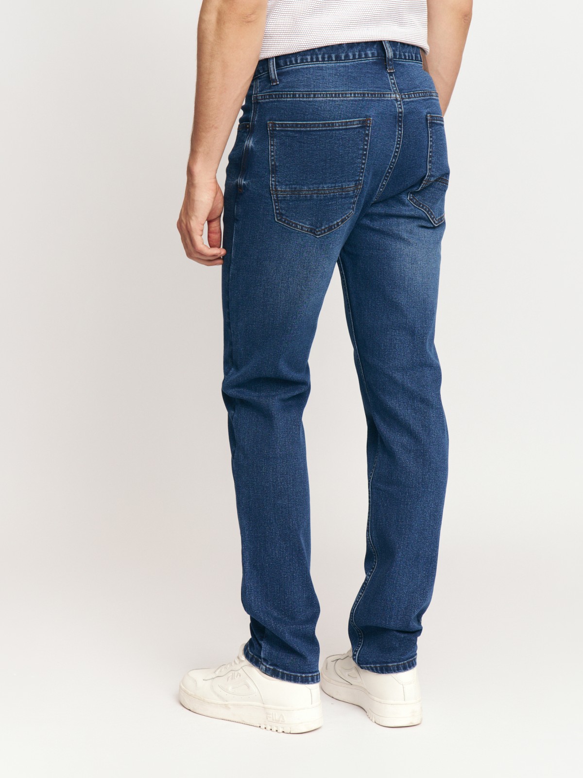 Джинсы фасона Tapered